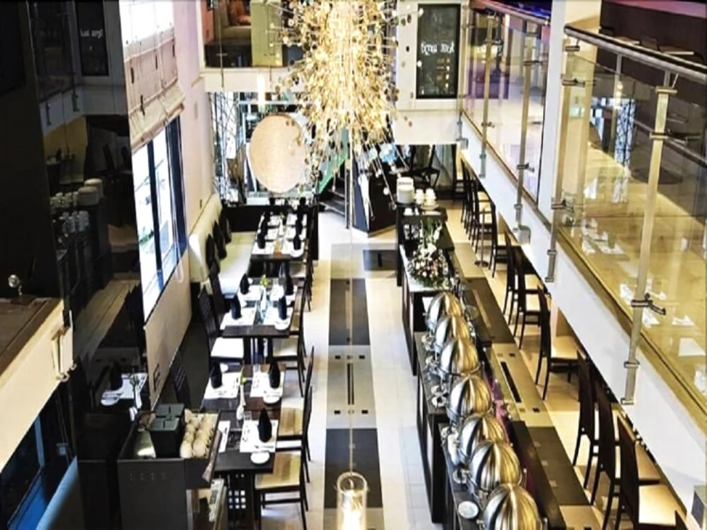 Seasons – An Apartment Hotel