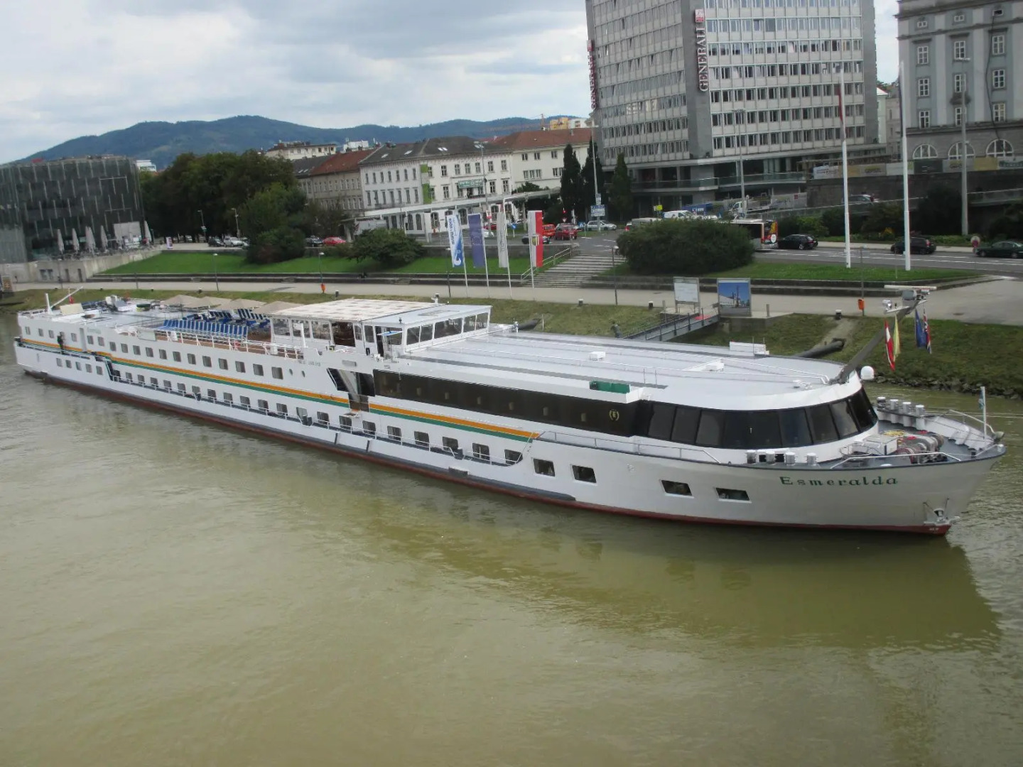 Messecruise Business Hotelship Cologne / Koln
