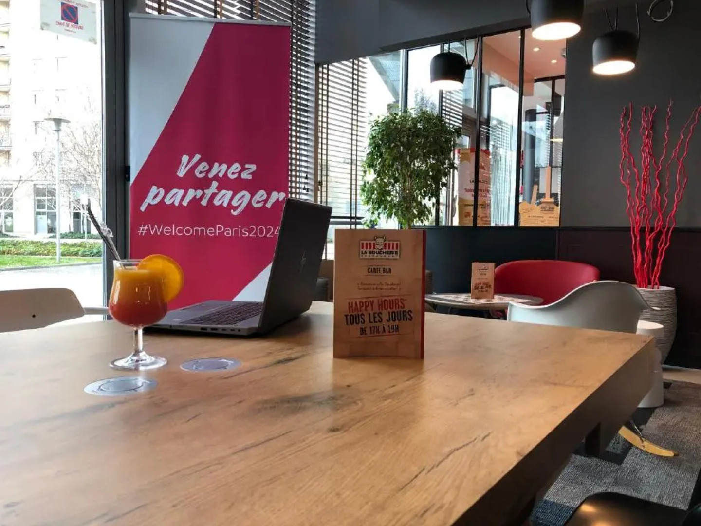 ibis Lyon Caluire Cité Internationale