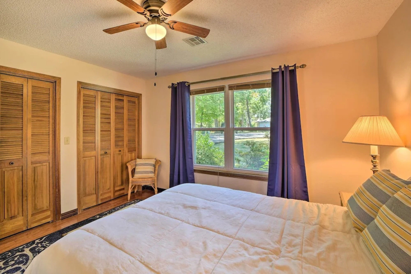 Grand Lake Views + Fire Pit: Monkey Island Home!