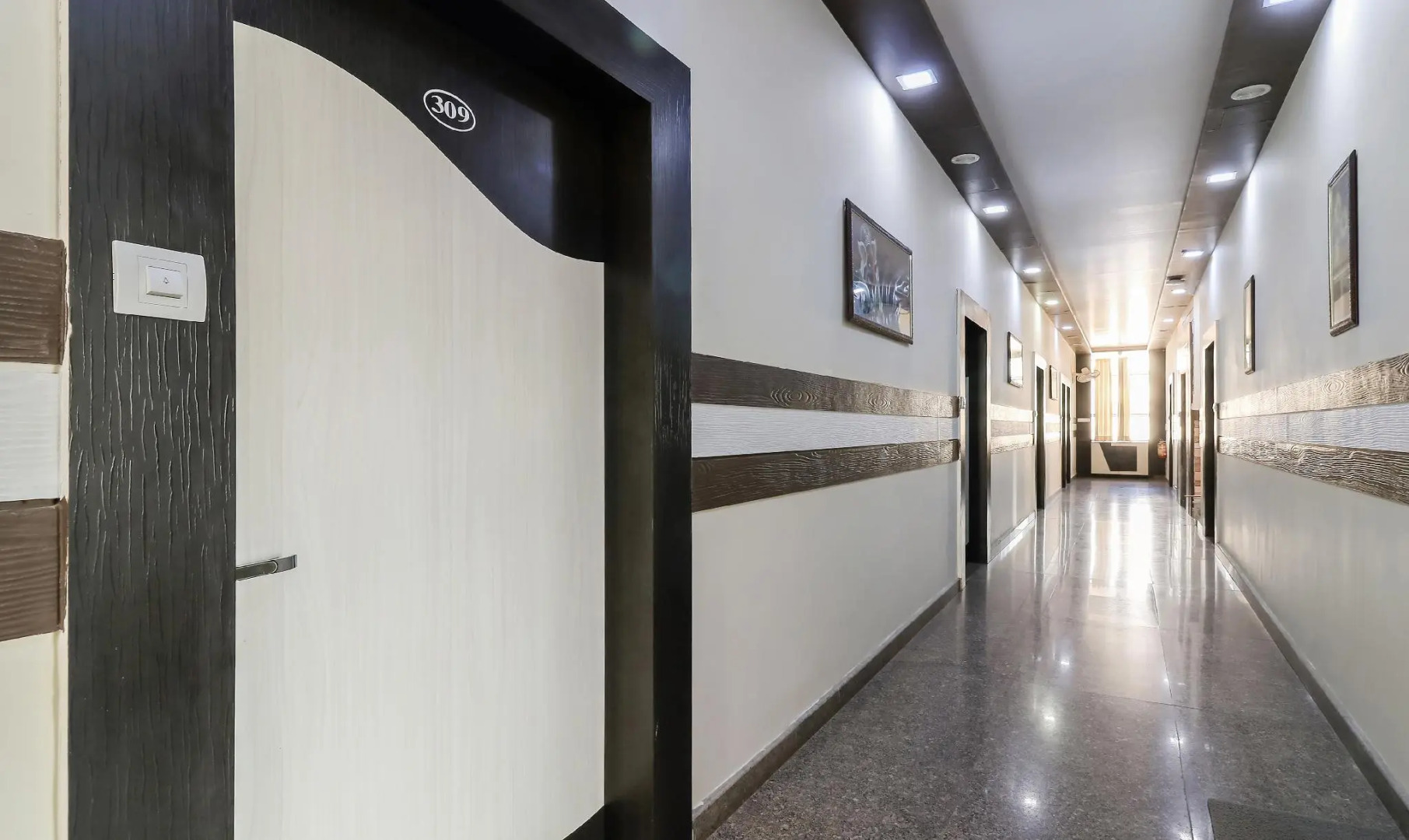 Treebo Trend Raj Garden