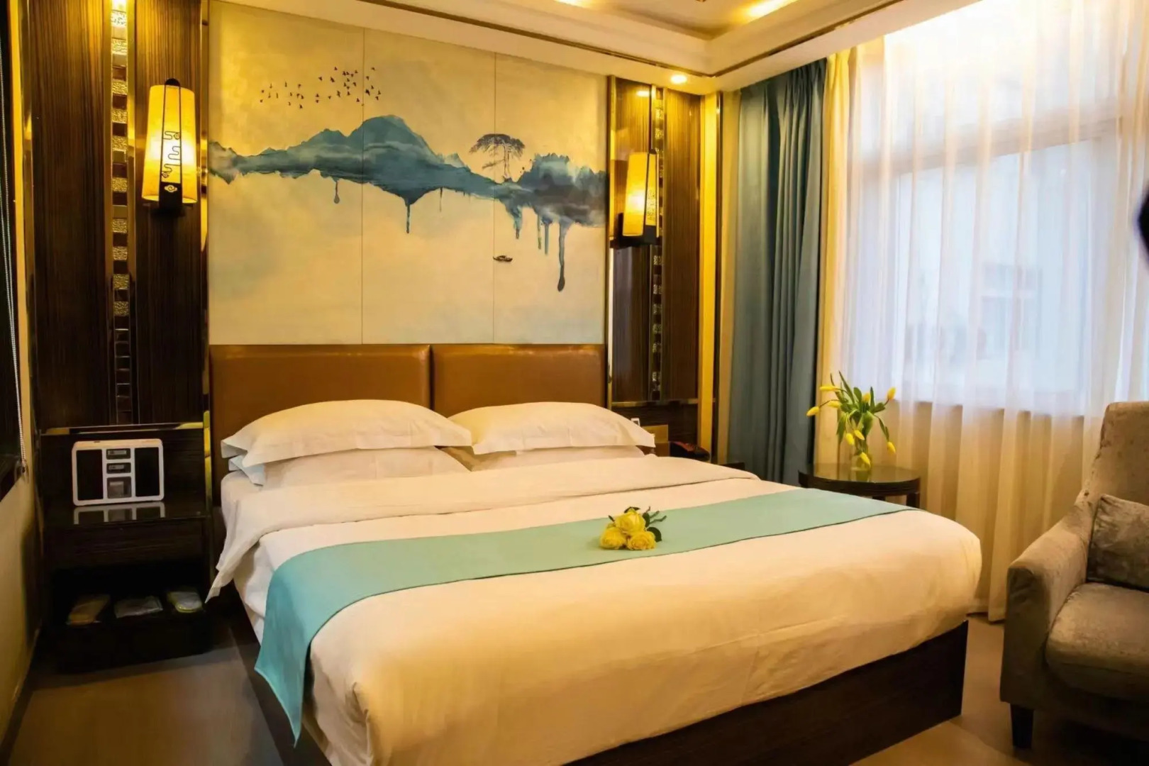 Huiqian Group Hotel (Shaotong Huandong)