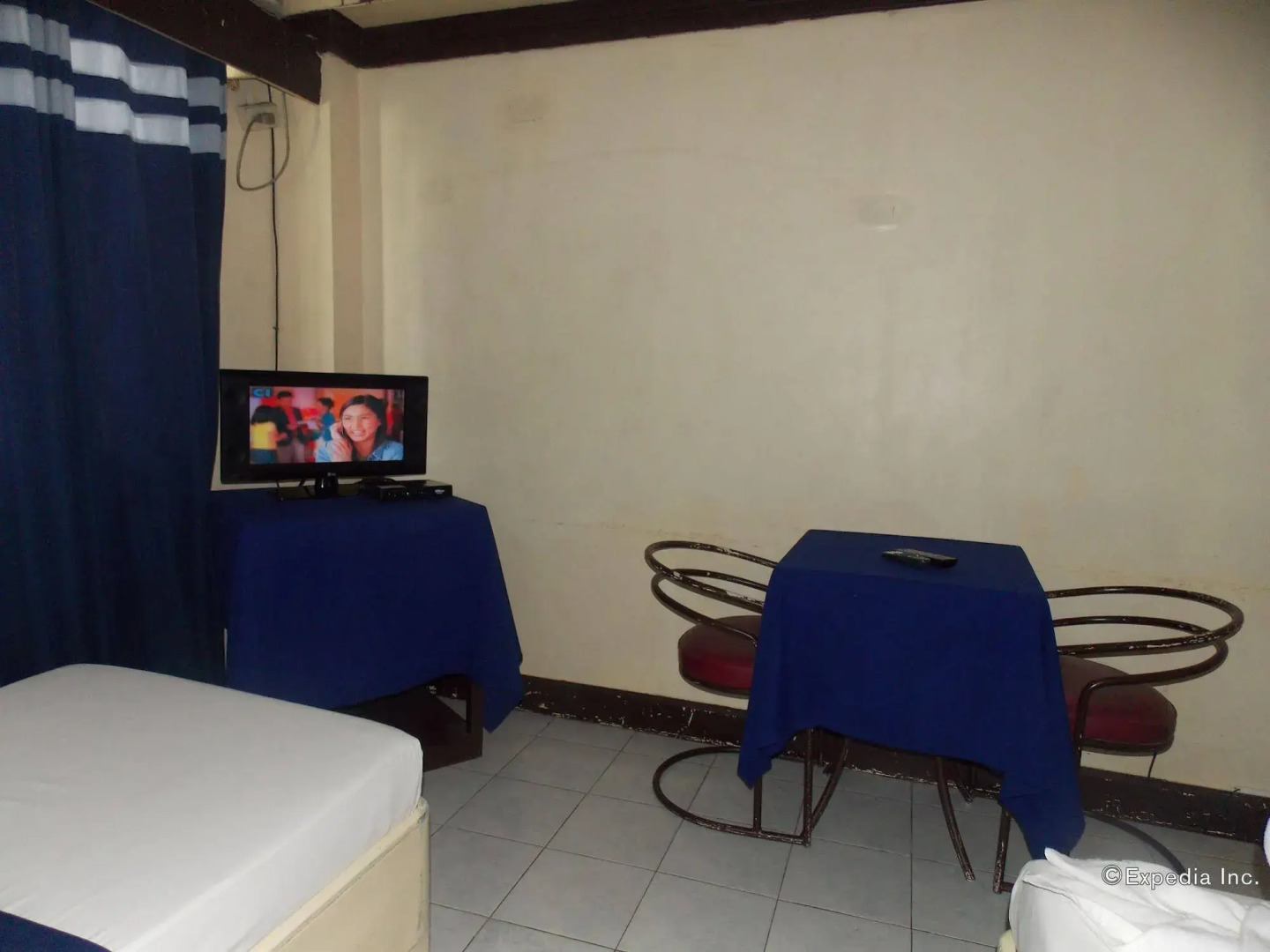 Regatta Residence Hotel