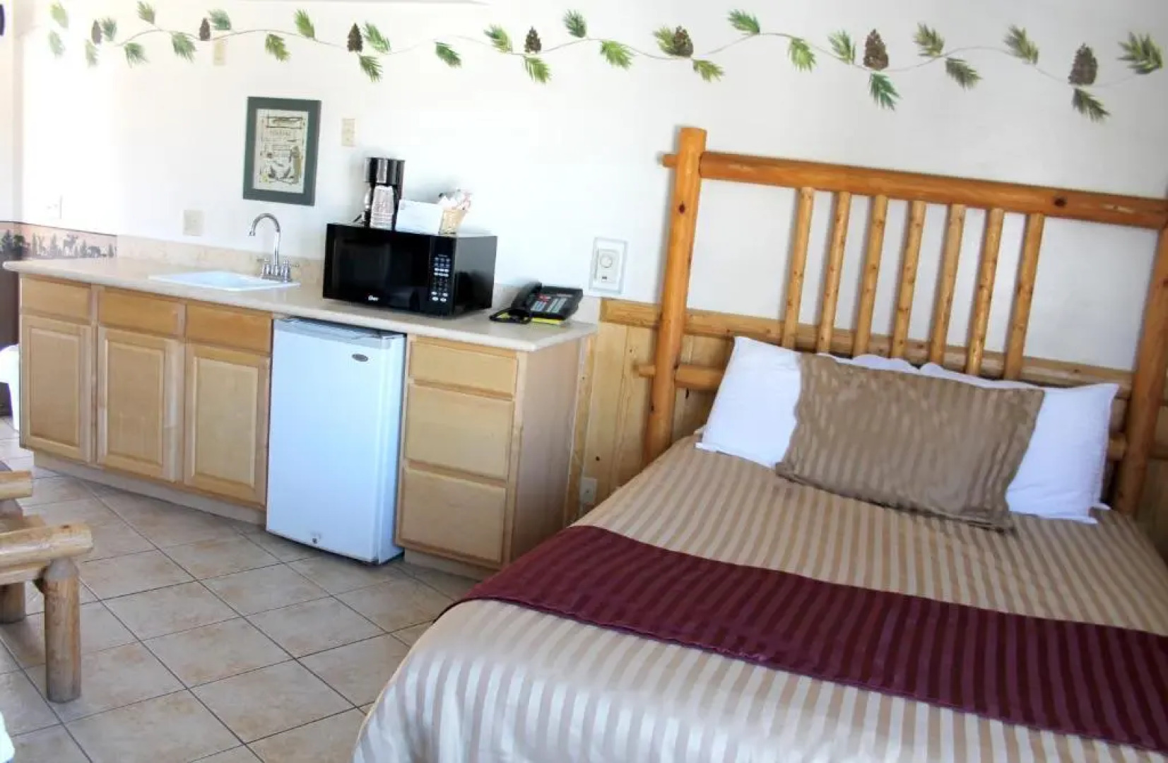 Rodeway Inn & Suites Fireside Lodge