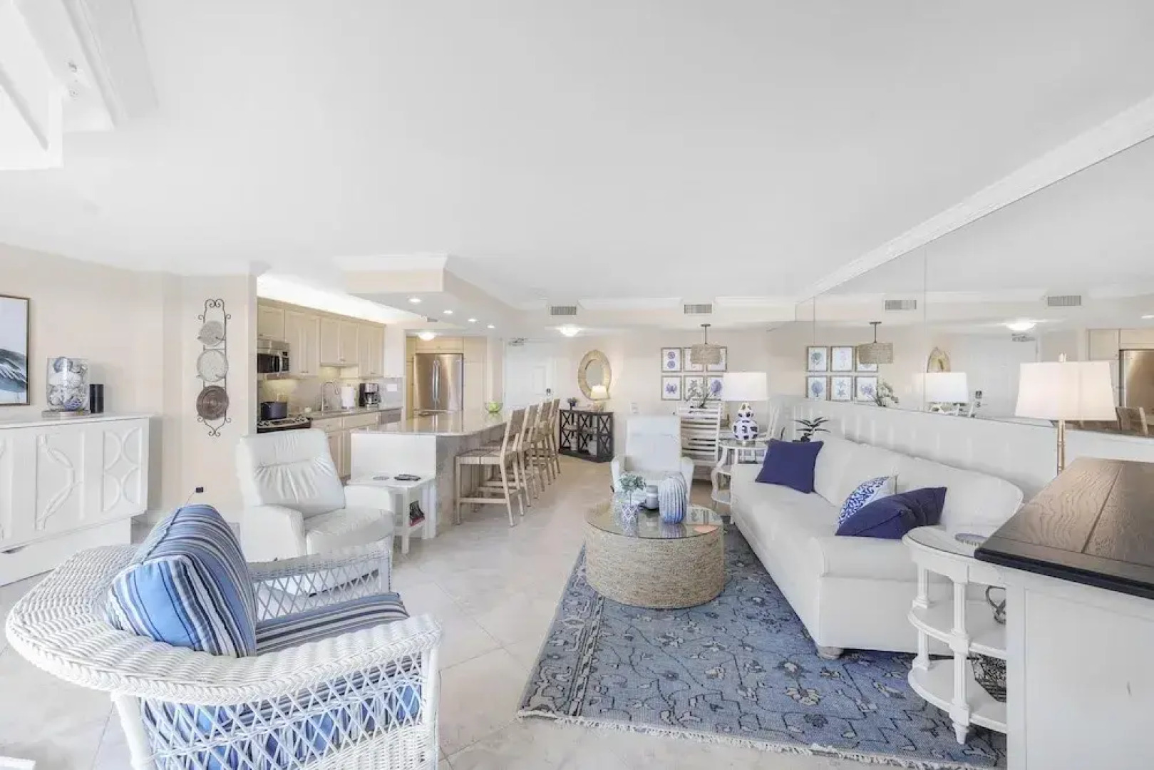 Cozy Beachfront Getaway With Pool and spa