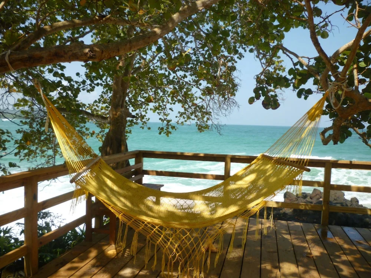 Red Frog Beach Island Resort