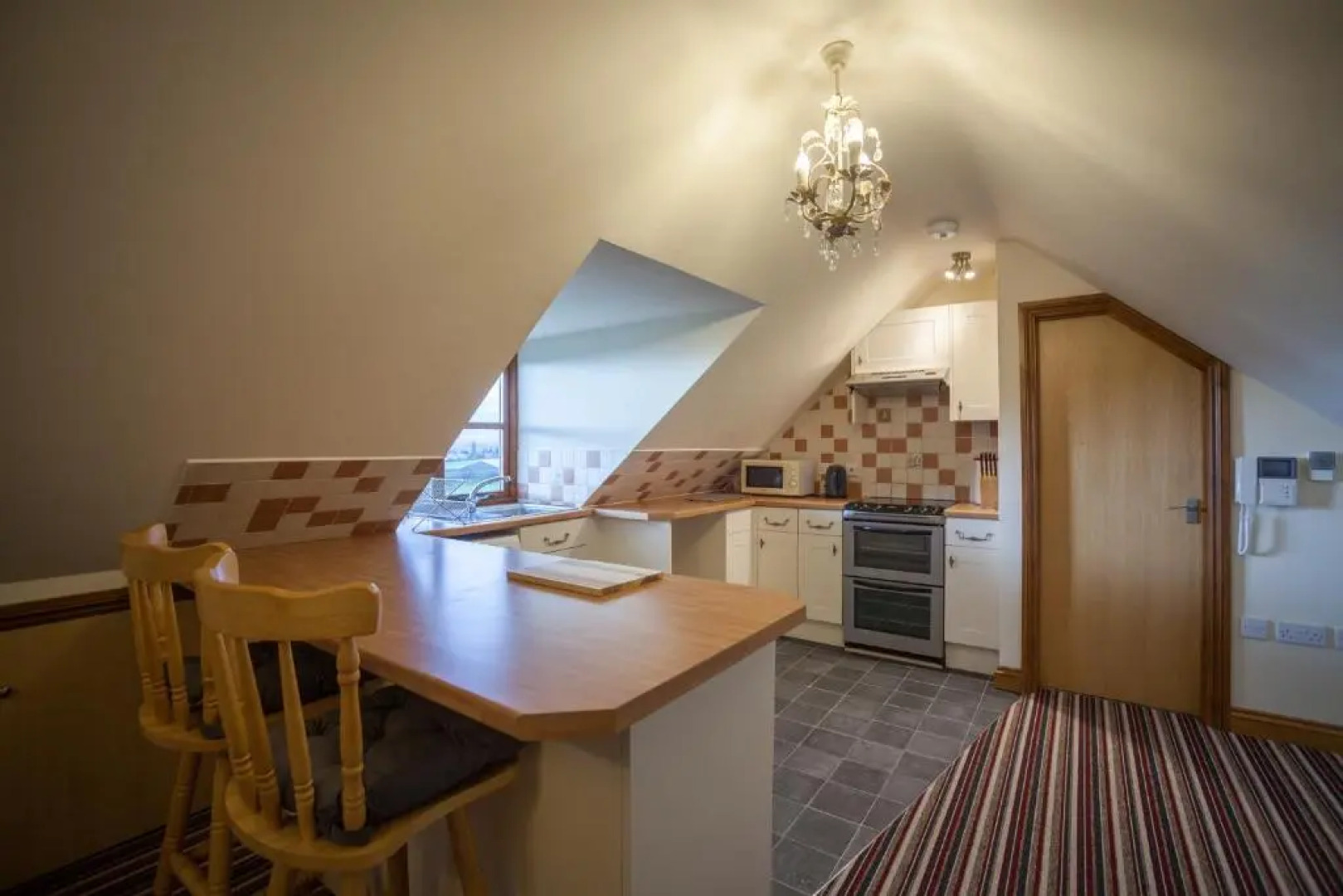 Lyde Cross Coach House