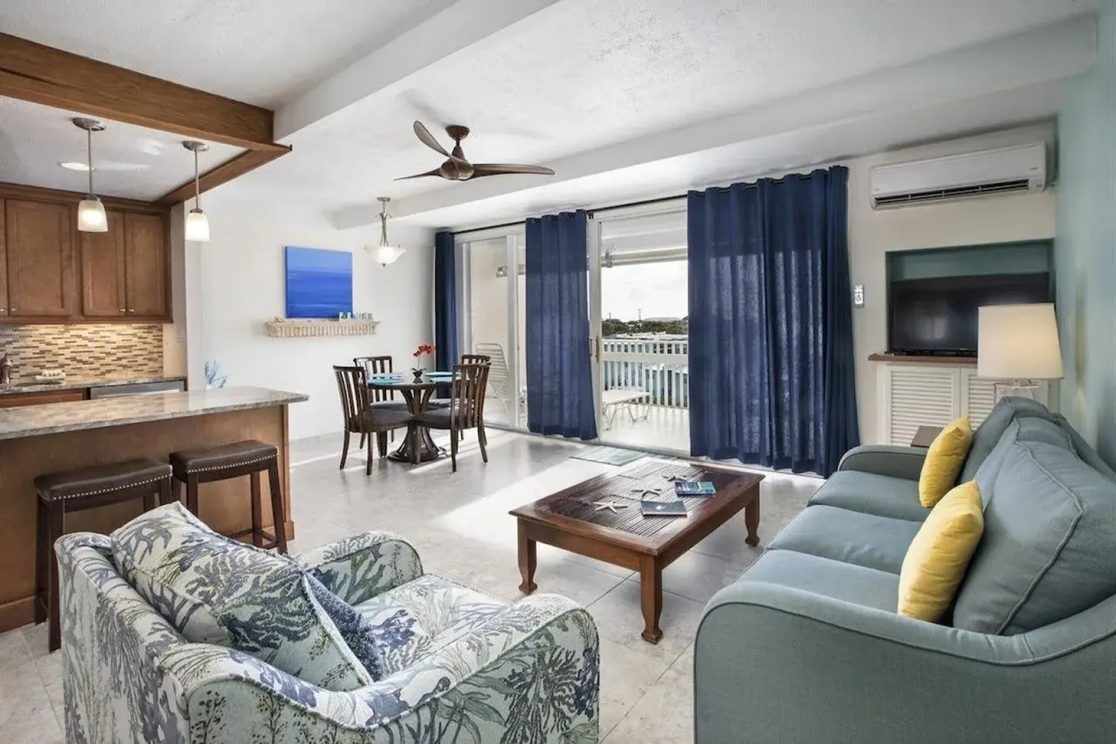 Secret Harbour Beach Resort