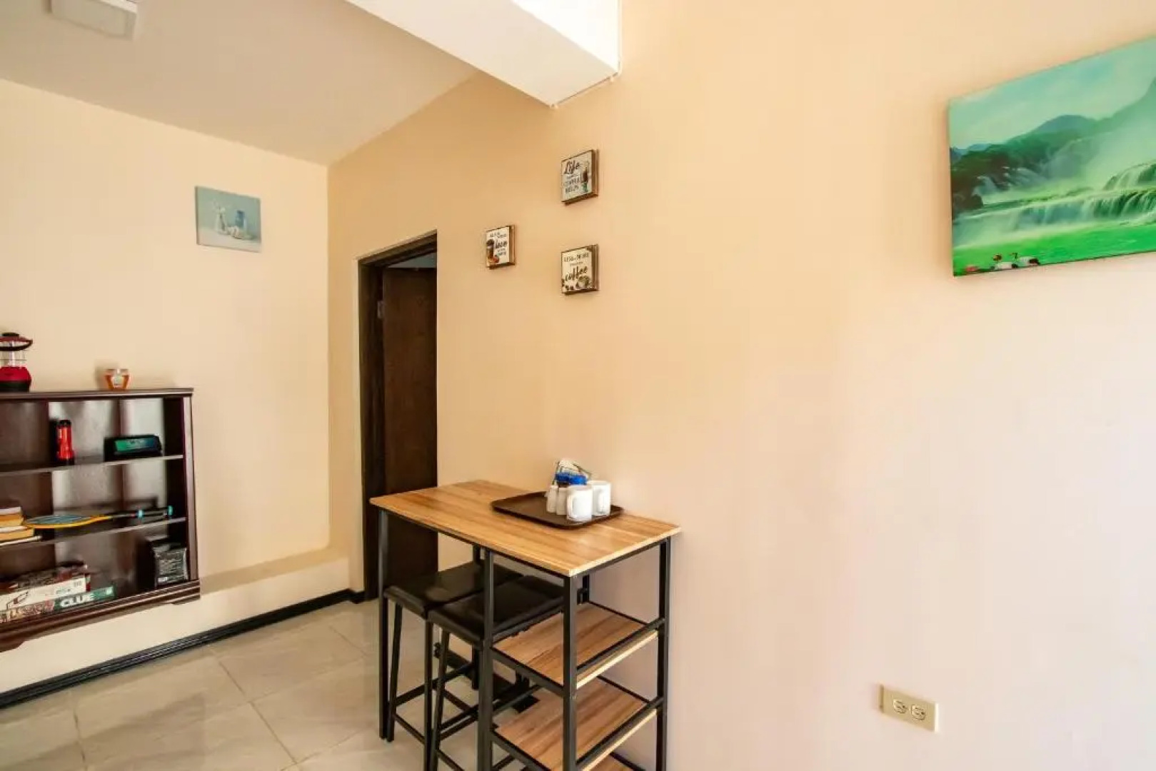 876 JA Oasis by Kingston Airport