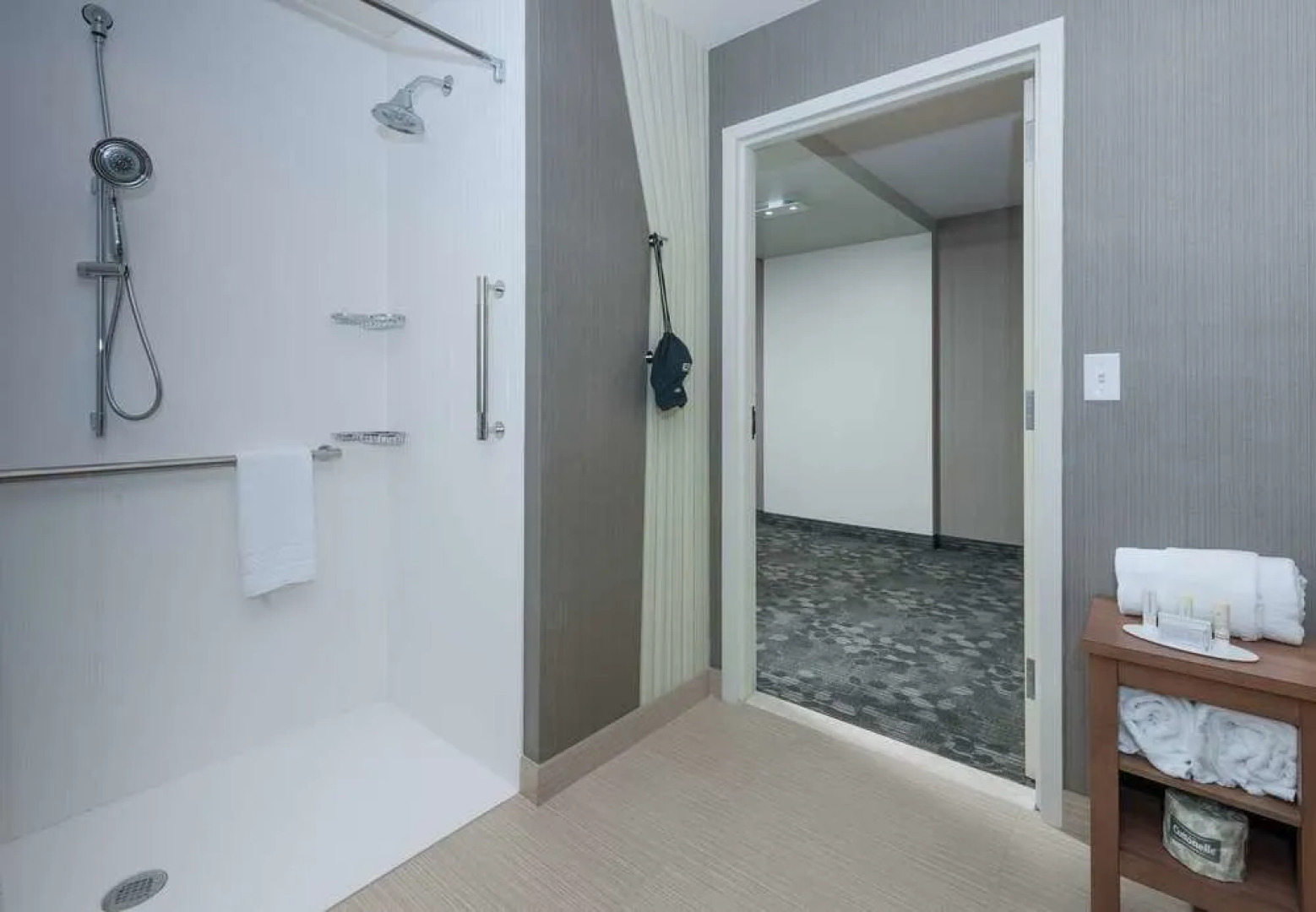 Courtyard Boston Littleton