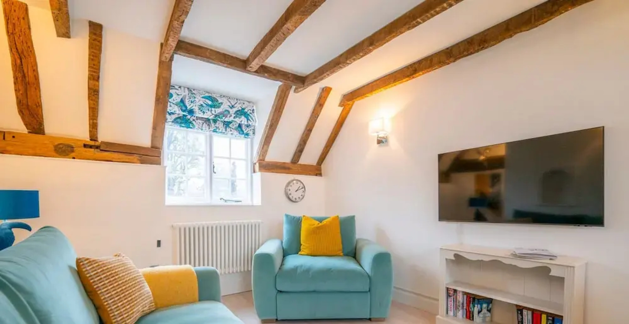 Stable Annex Bisham - Vibrant 1 Bed With Parking