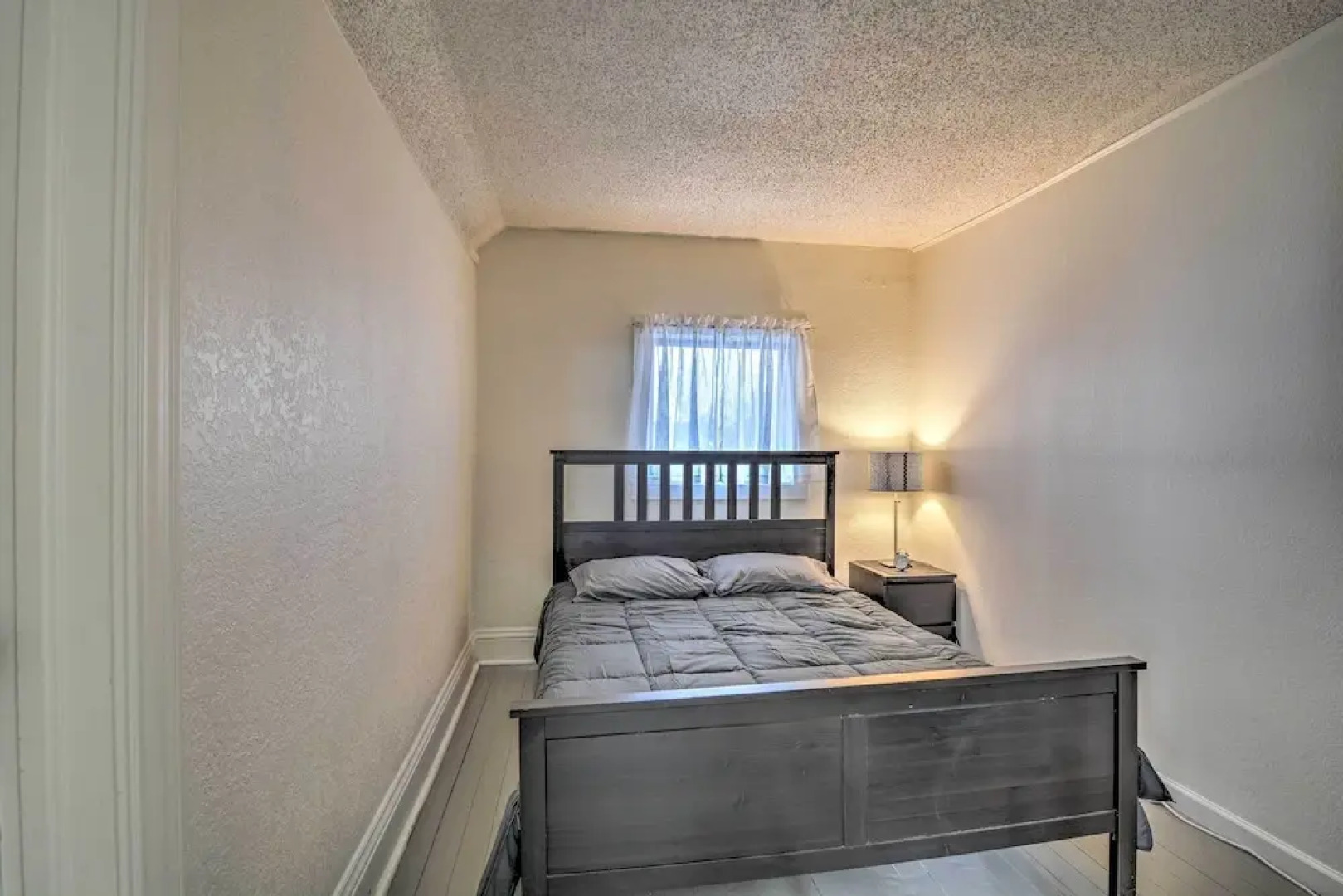 Charming Apartment in the Heart of Sault St Marie!