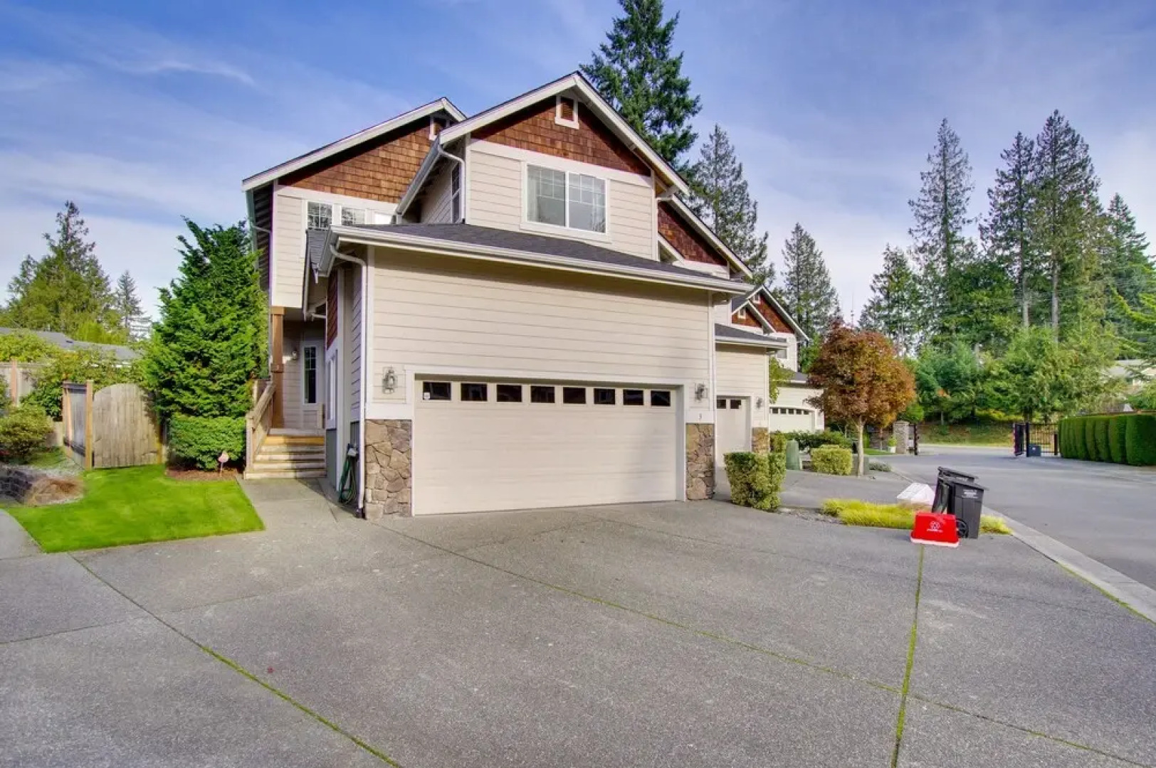 Charming Everett Townhome - 3 Mi to Downtown!