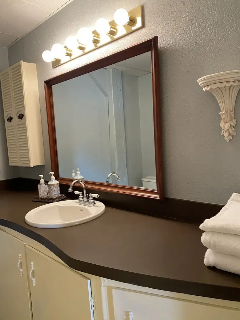 The Montague Rose Inn