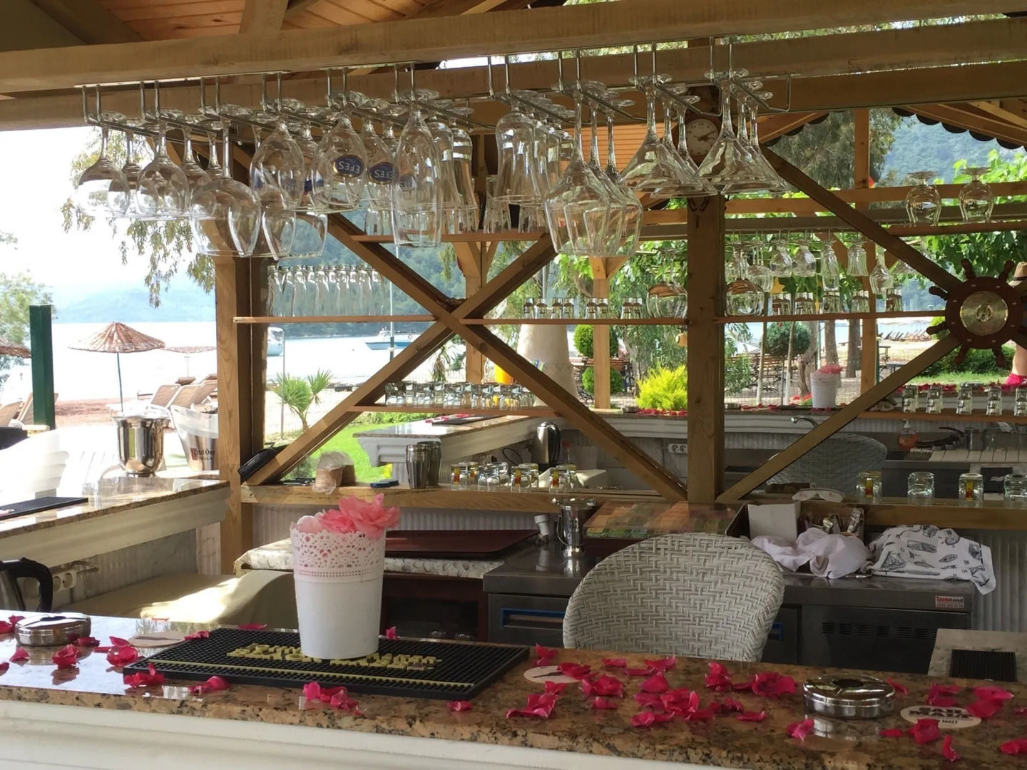 Mavi Yengec Bungalows and Hotel