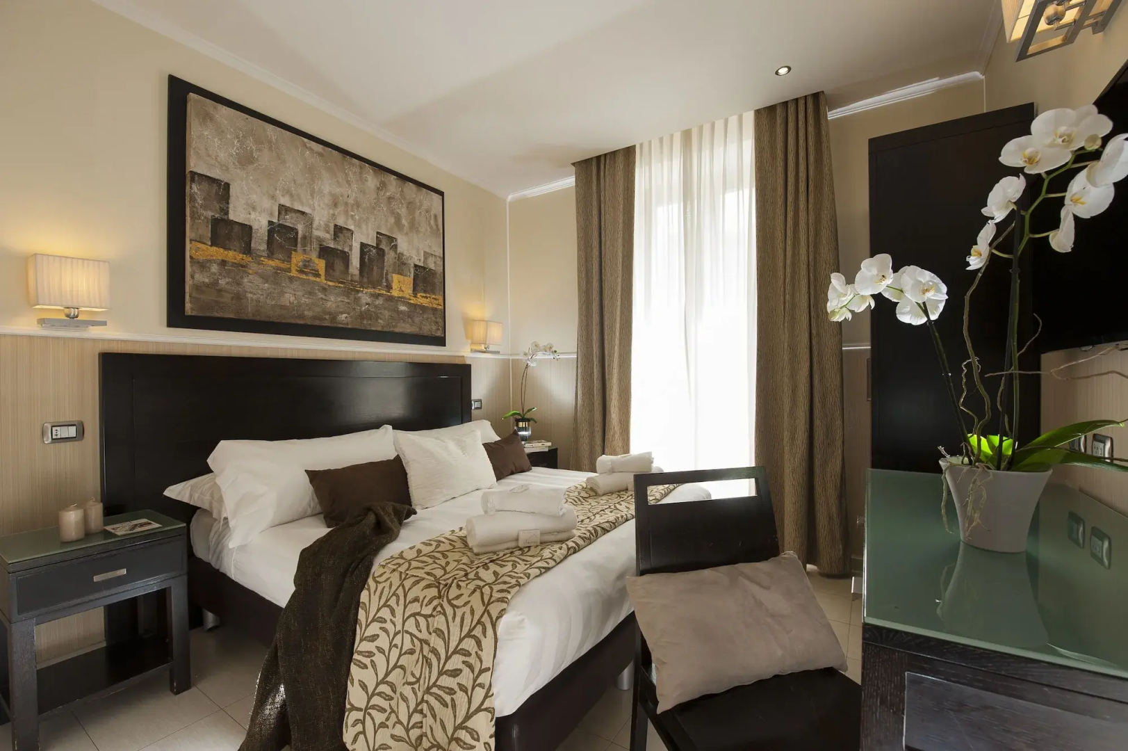 Yes Hotel