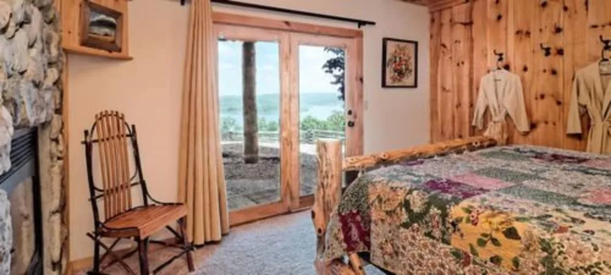 White River Lodge Bed and Breakfast