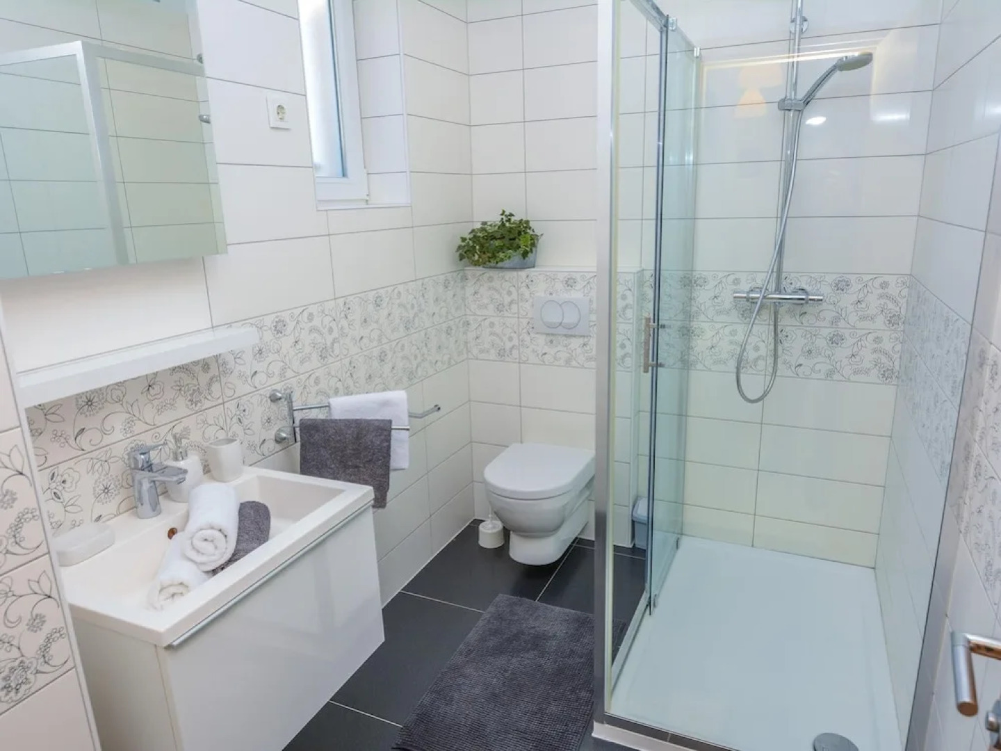 Villa Josipa-with Pool and Beautiful Garden