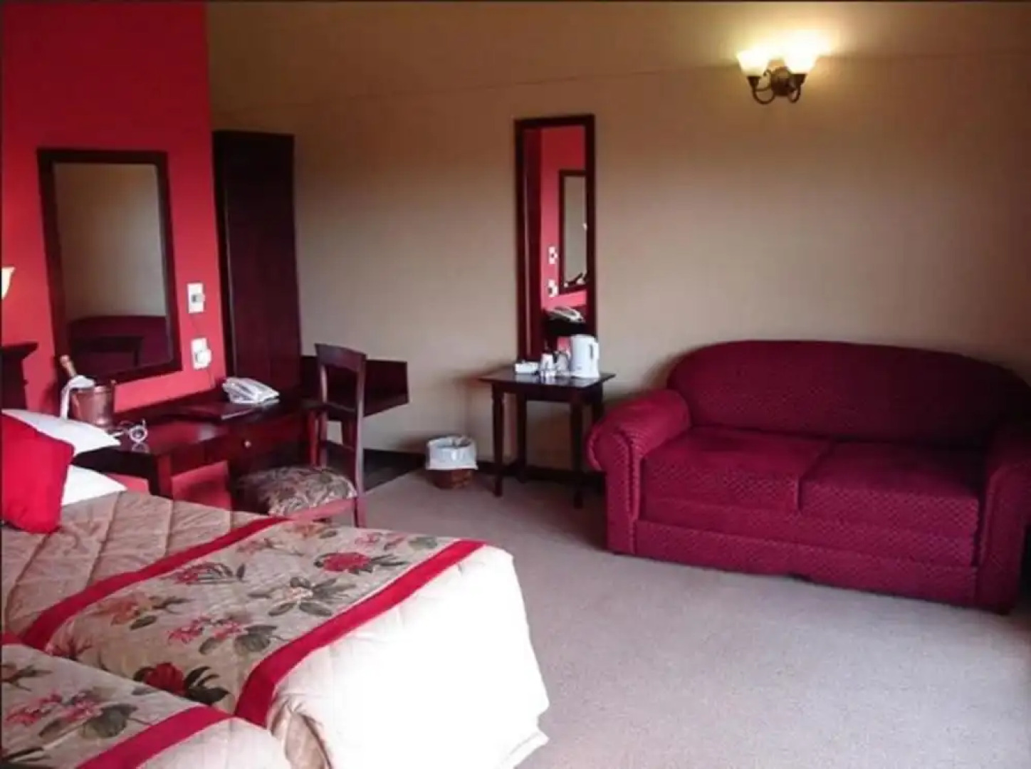 Sandford Park Country Hotel