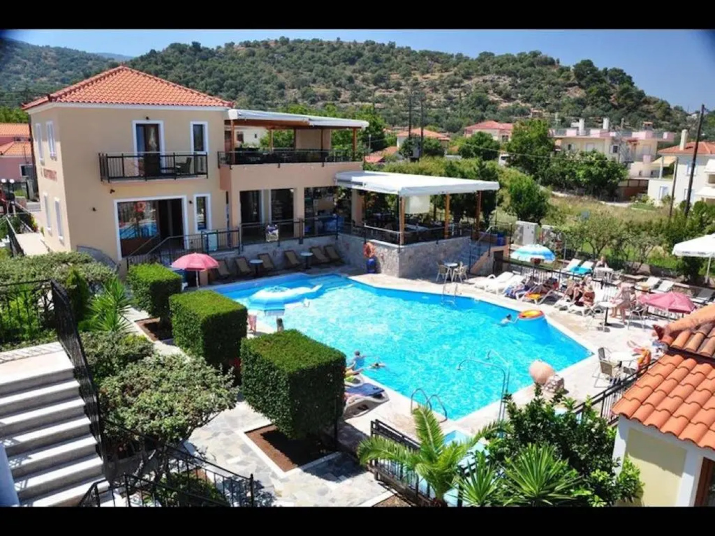 Room in Apartment - A spacious and bright studio with balcony no1111