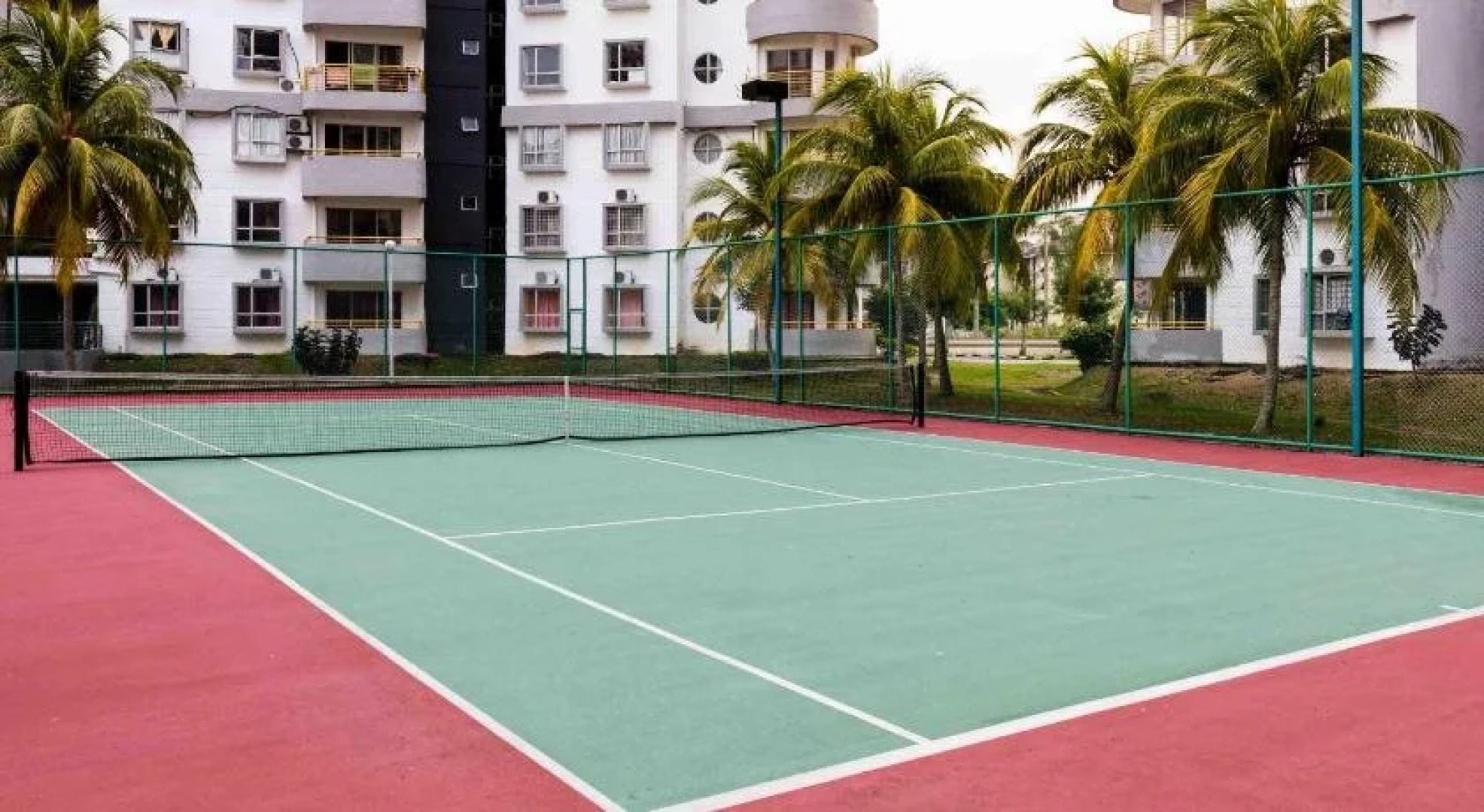 OYO Home 90374 Maya Apartment Bay View Villas