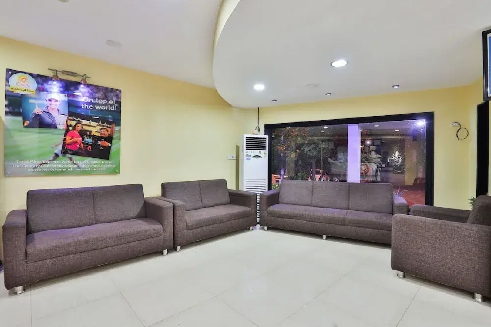 OYO 3975 Golden Star Country club