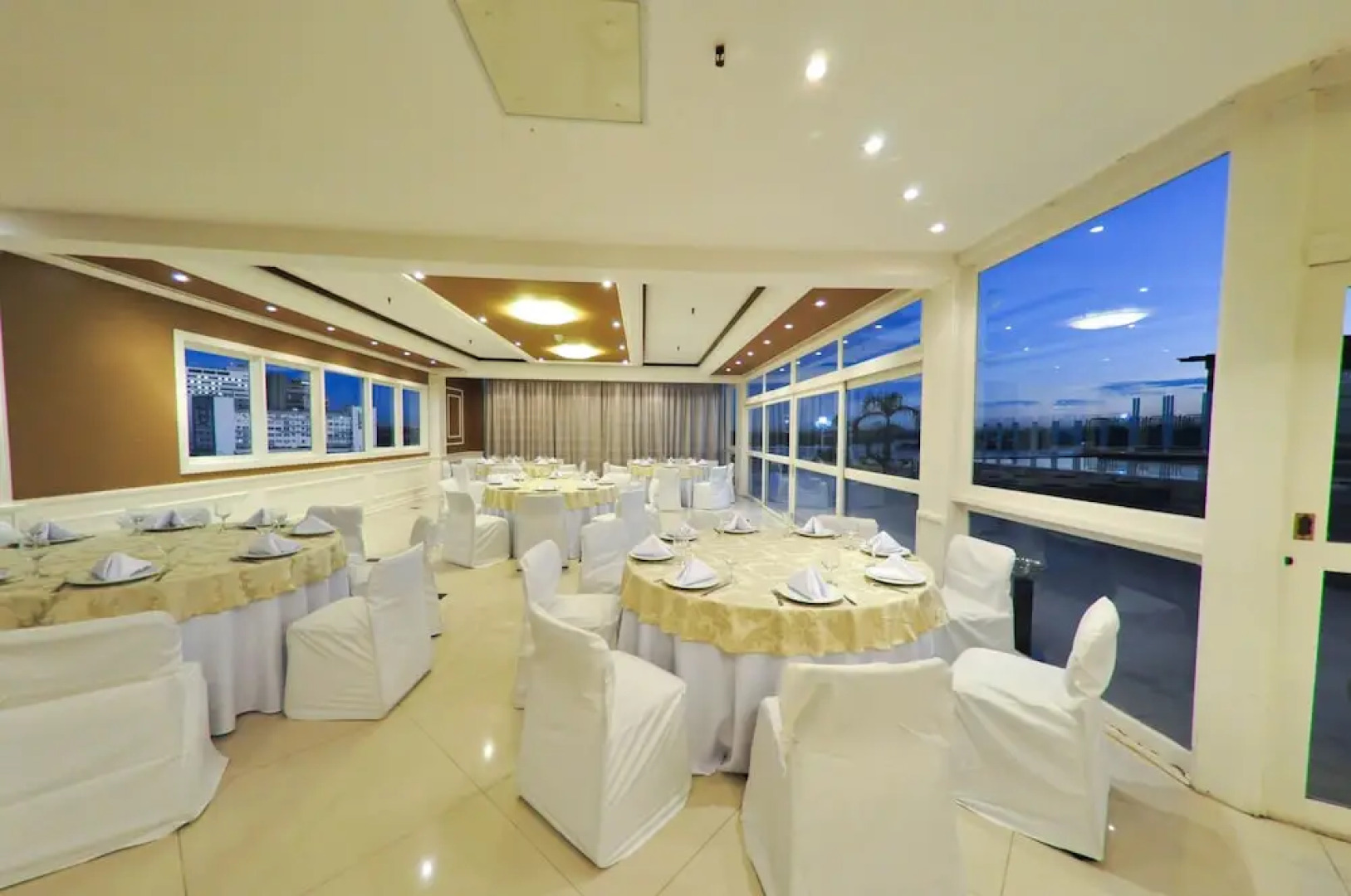 Continental Porto Alegre Hotel