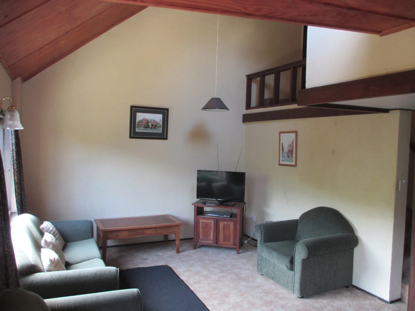 Woodlands Motels and Apartments