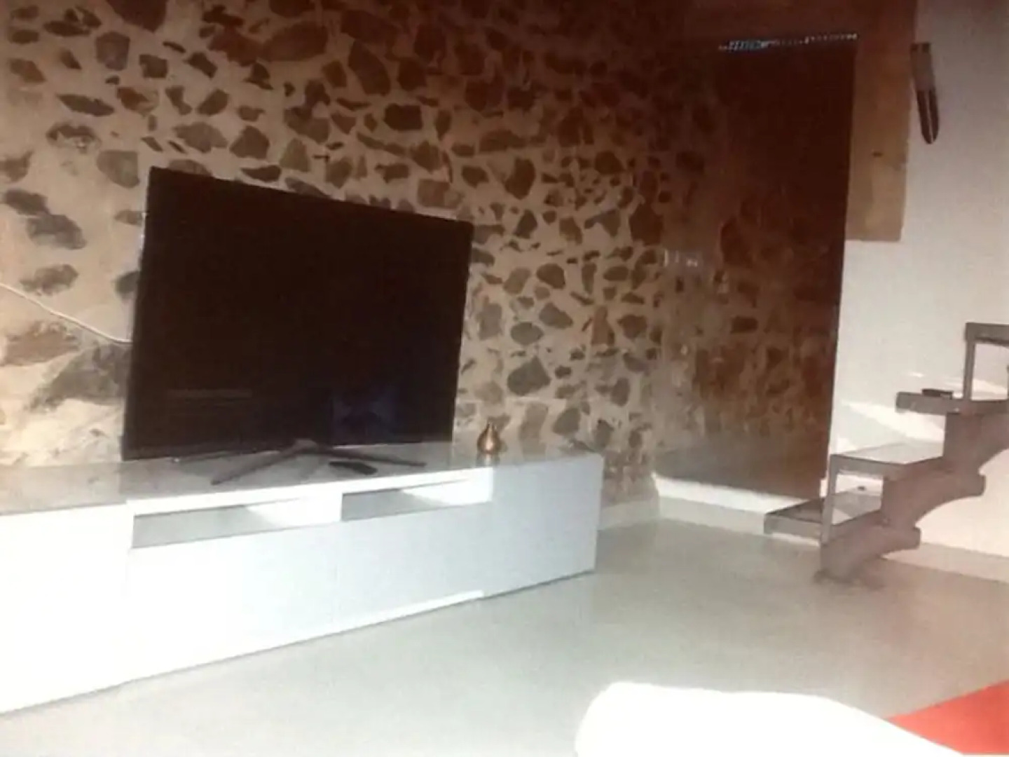 Villa entière - Pierre et contemporain