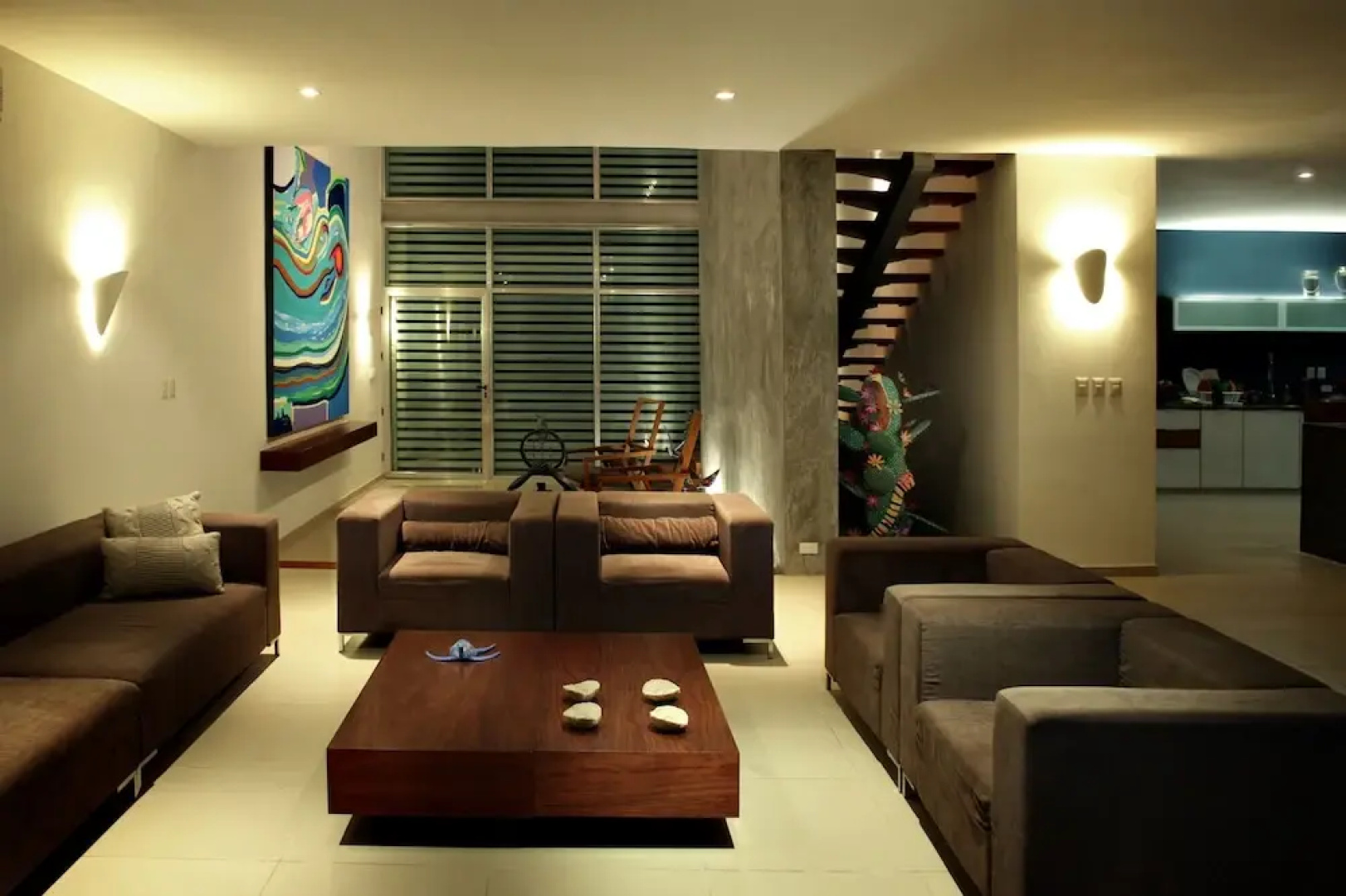 Beachfront Upscale House in Telchac