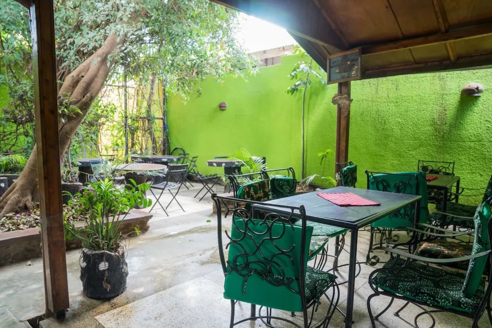 New Siesta Inn Hotel