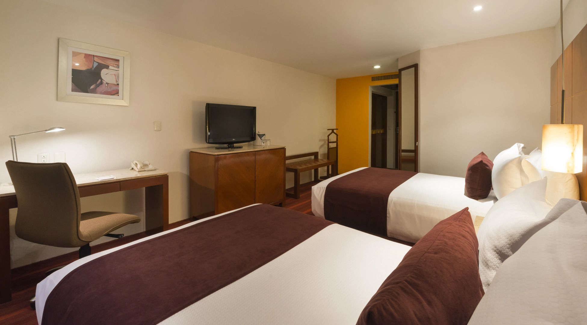 Отель Camino Real Aeropuerto Mexico