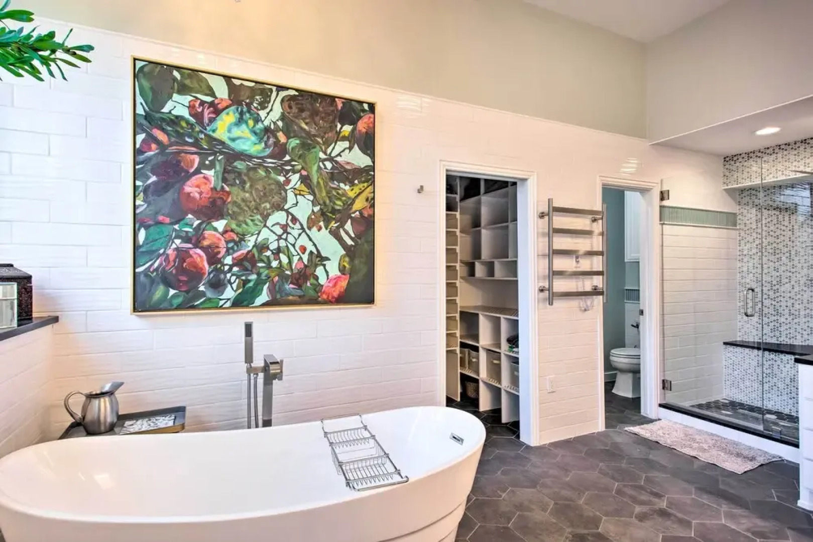 Luxe & Large Flower Mound Home on 1 Acre w/ Pond!