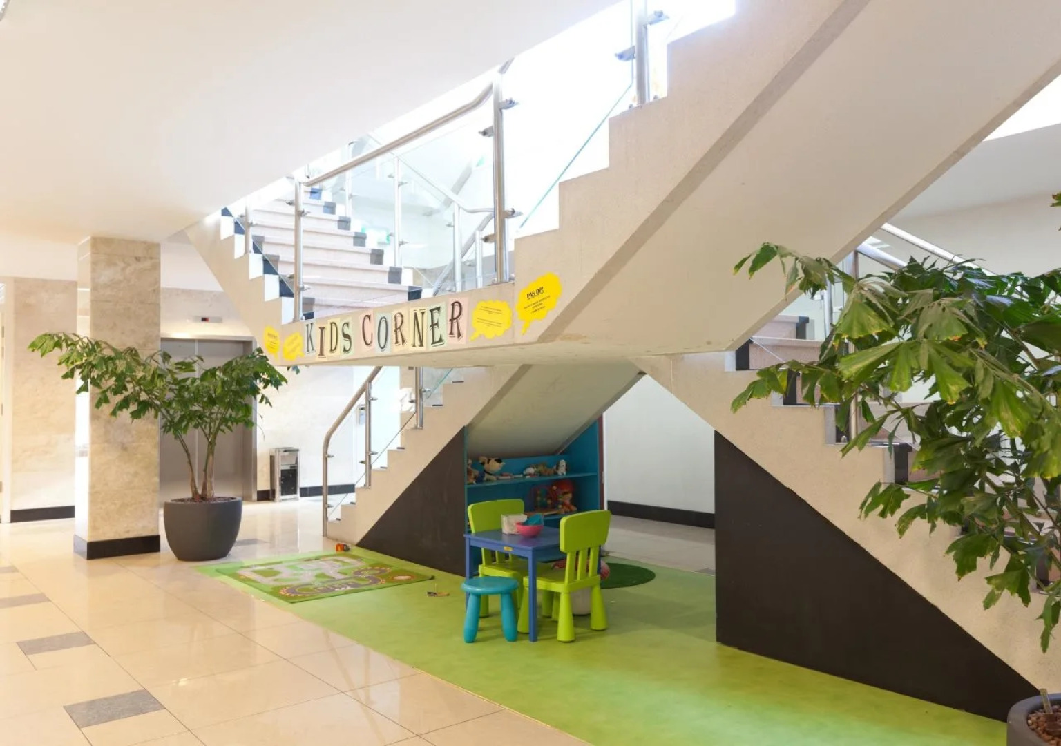 XO Hotels Blue Square