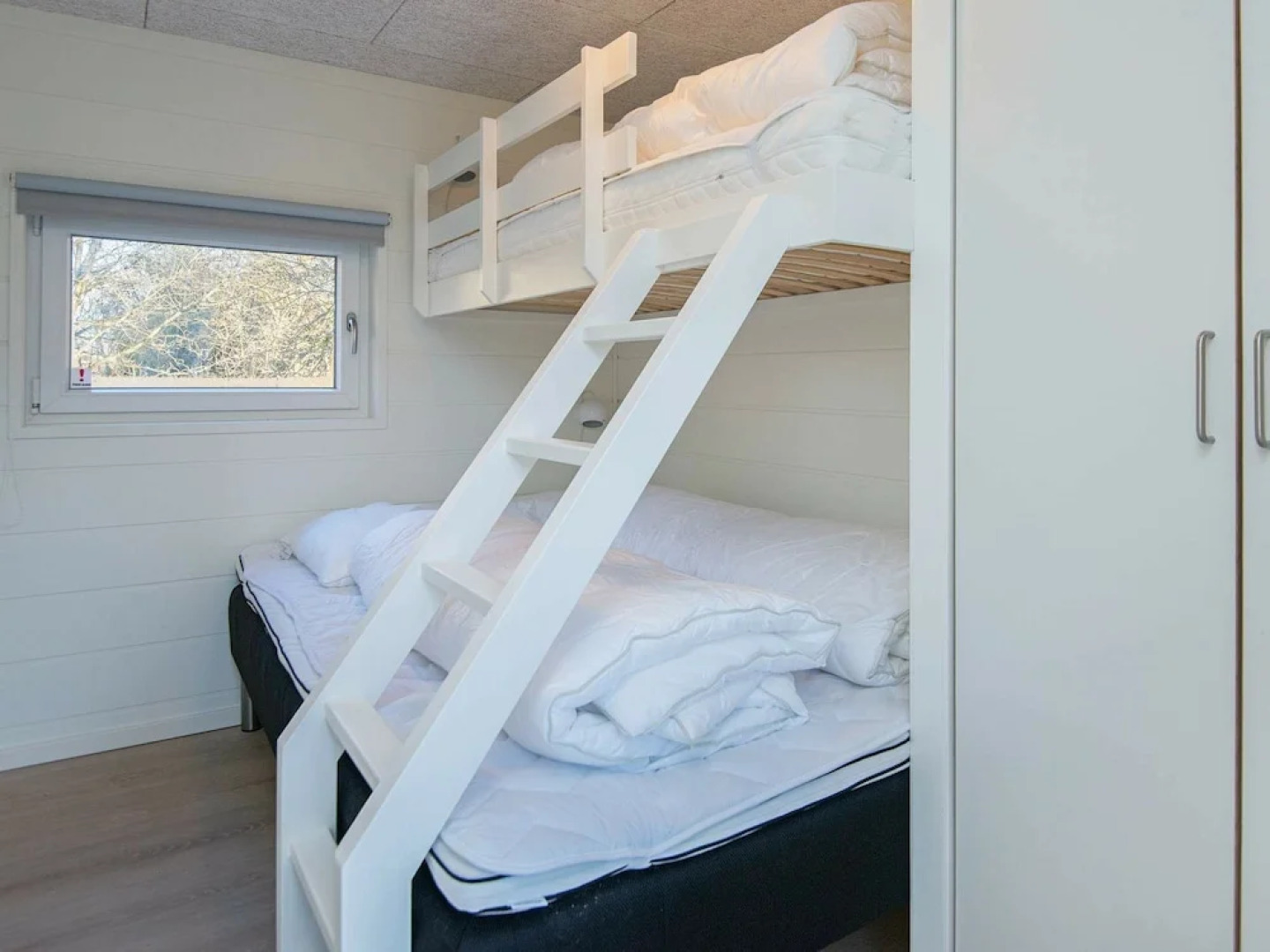 Modern Holiday Home in Glesborg With Swimming Pool