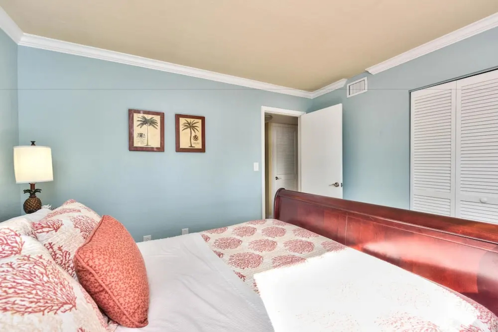 Capri Golf Condo 2 Bedroom Home by NFVH