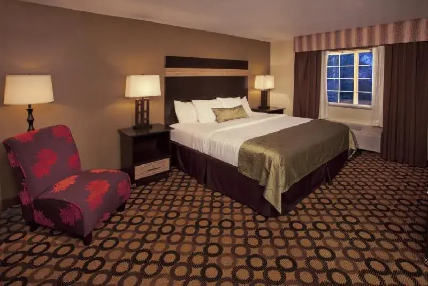 Red Lion Inn & Suites Kent Seattle Area