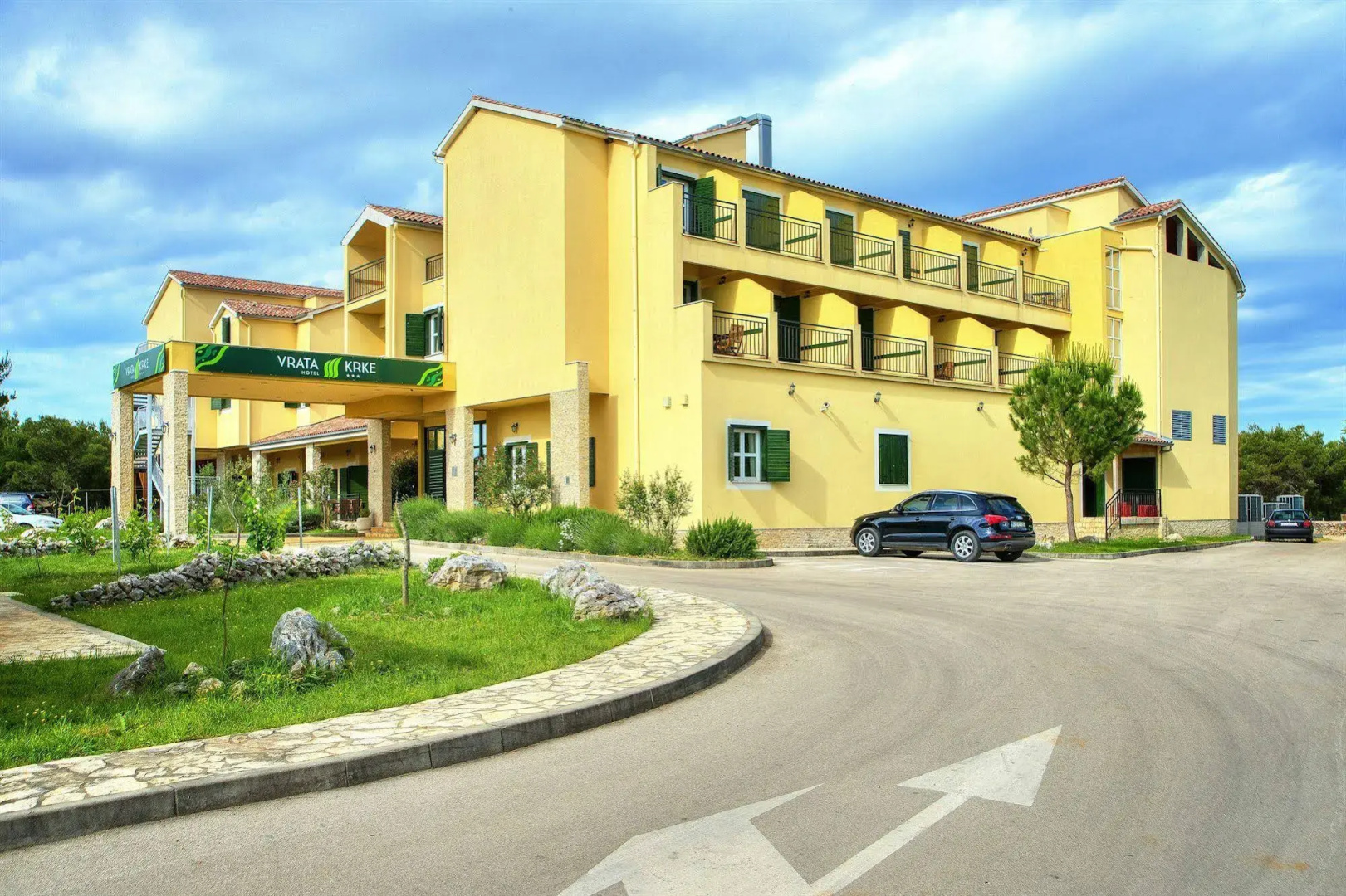 Vrata Krke Hotel