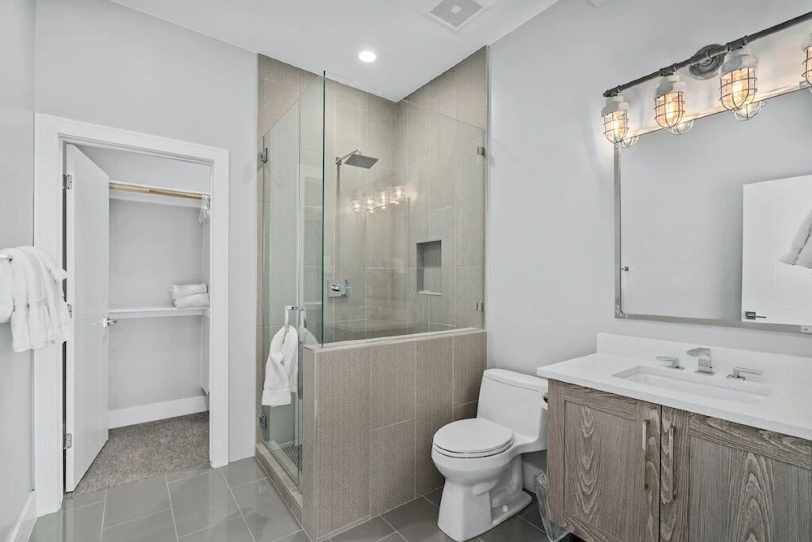 10457 Wasatch Boulevard Home 4 Bedrooms 4.5 Bathrooms Home