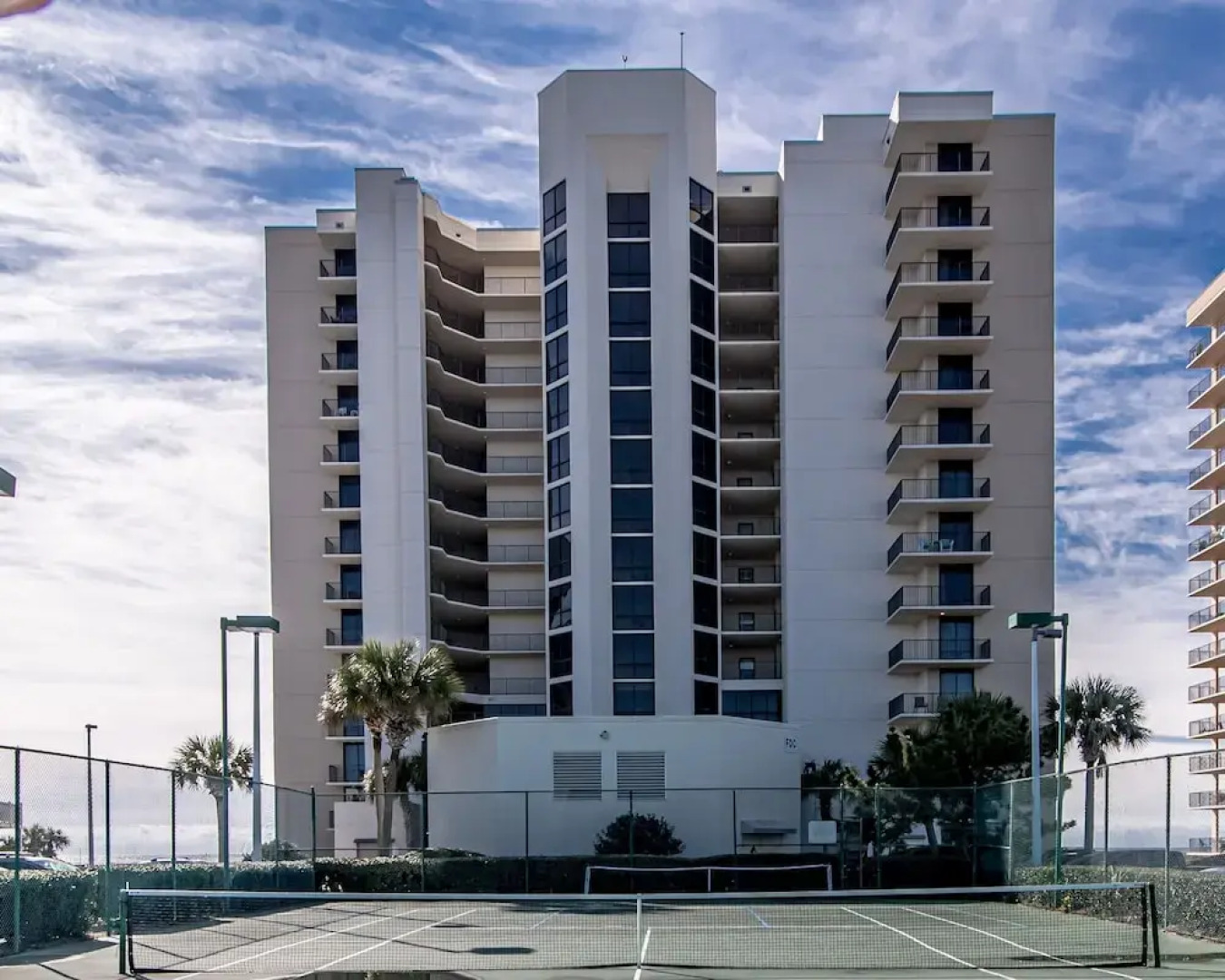 Phoenix Viii Unit 1406 3 Bedroom Condo by Redawning