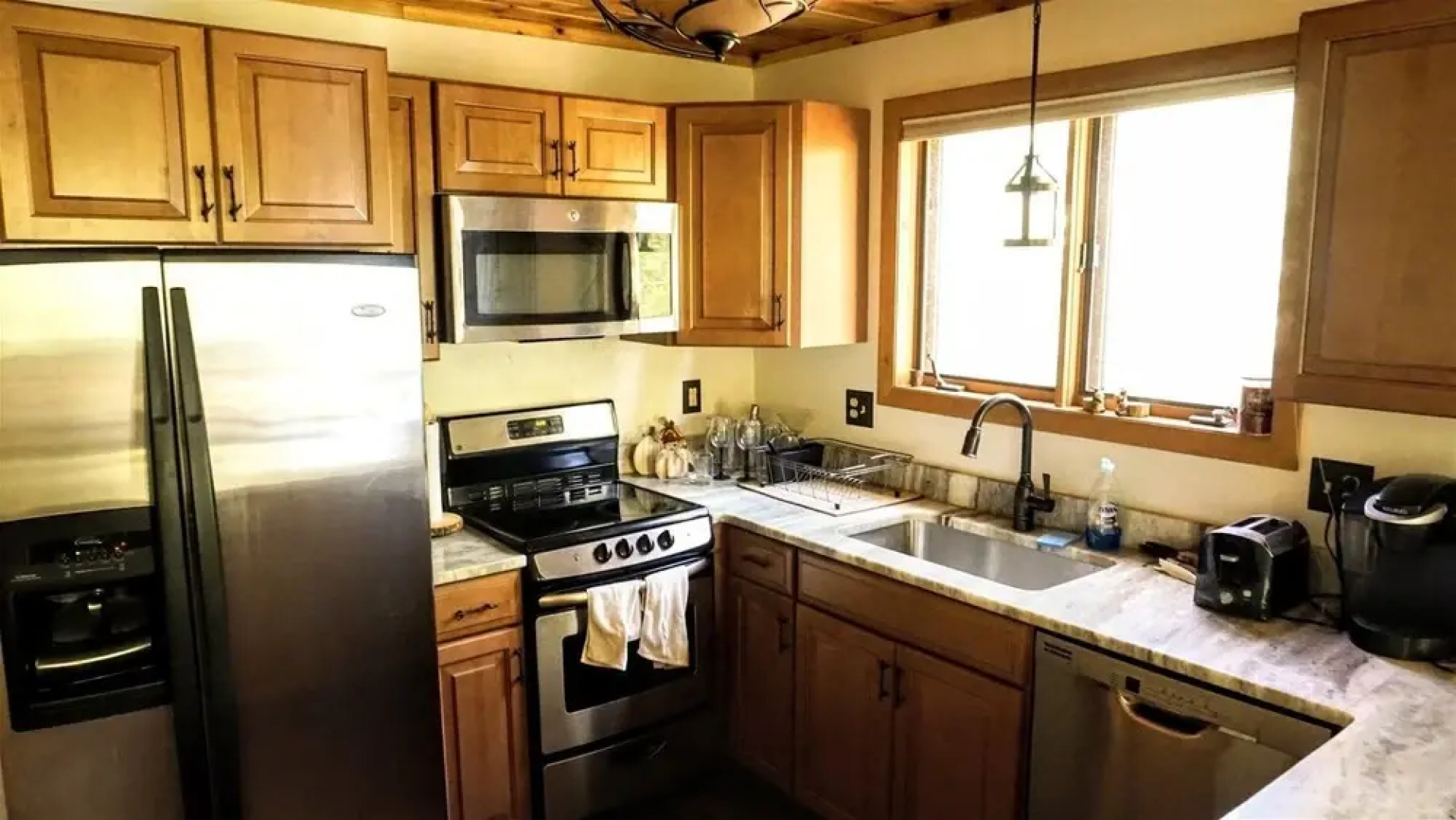 Private 3 Bedroom Home in the the White Mountains in the Waterville Estates - Sw196e