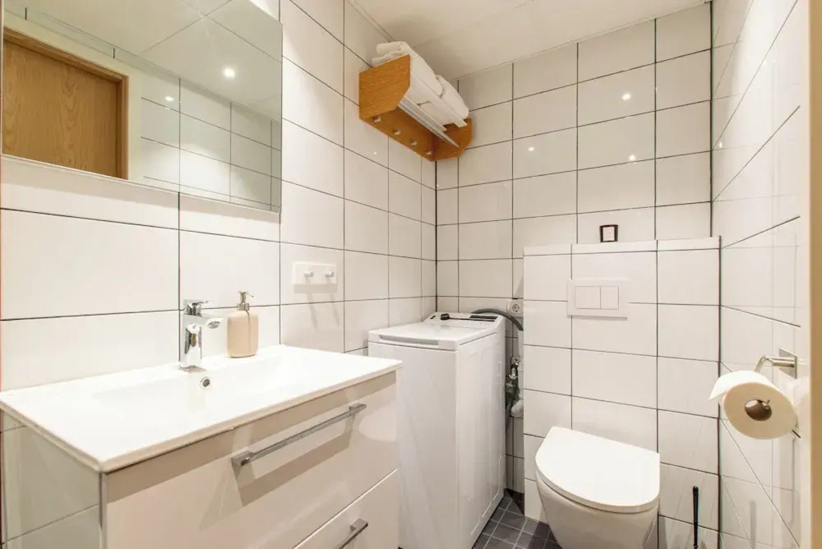 Uptown Hotel Apartments