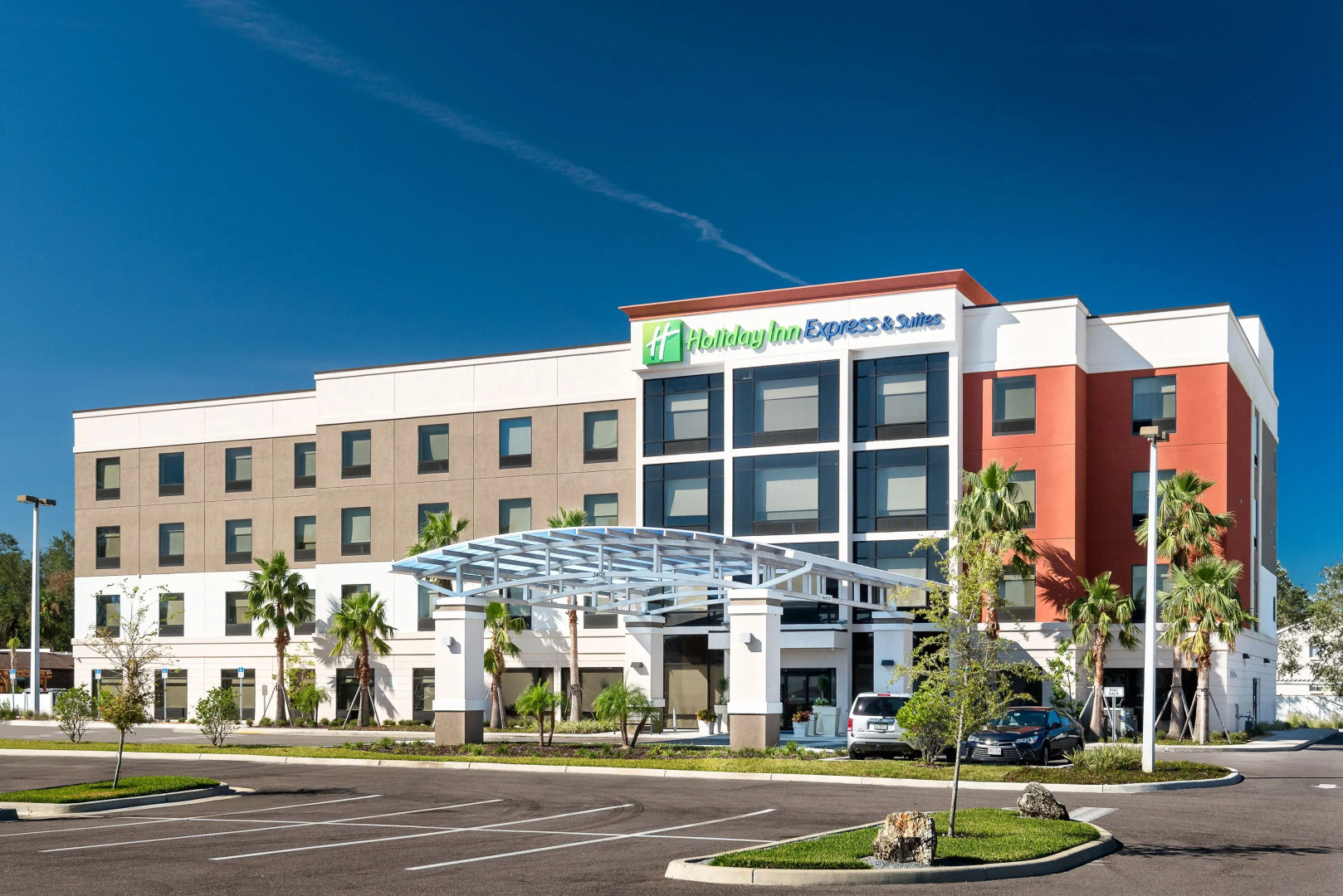 Holiday Inn Express & Suites Lakeland South by IHG