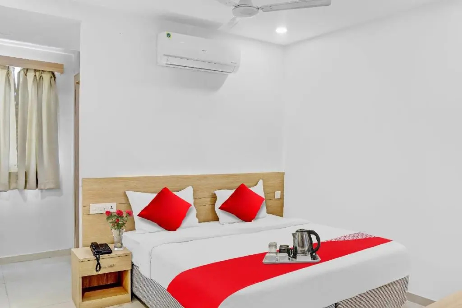 Flagship Hotel Bluemoon