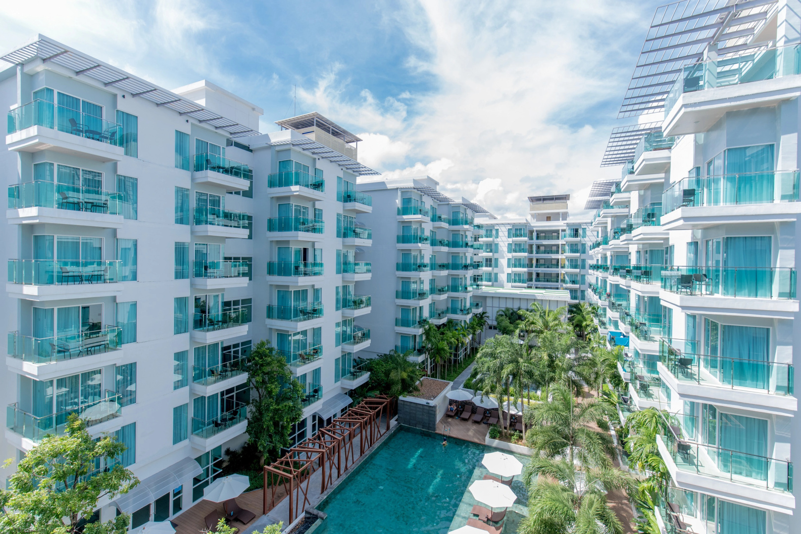 Курортный отель Fishermen's Harbour Urban Resort