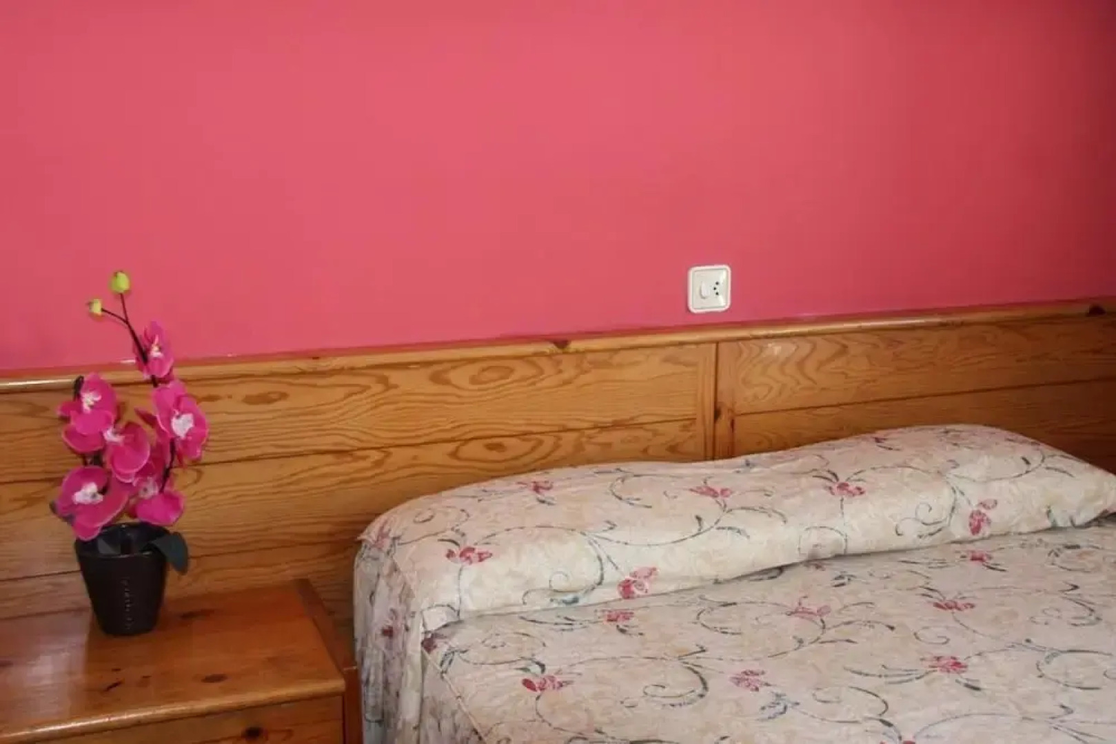 Villa With 5 Bedrooms in Jerte, With Wonderful Mountain View, Private Pool, Enclosed Garden