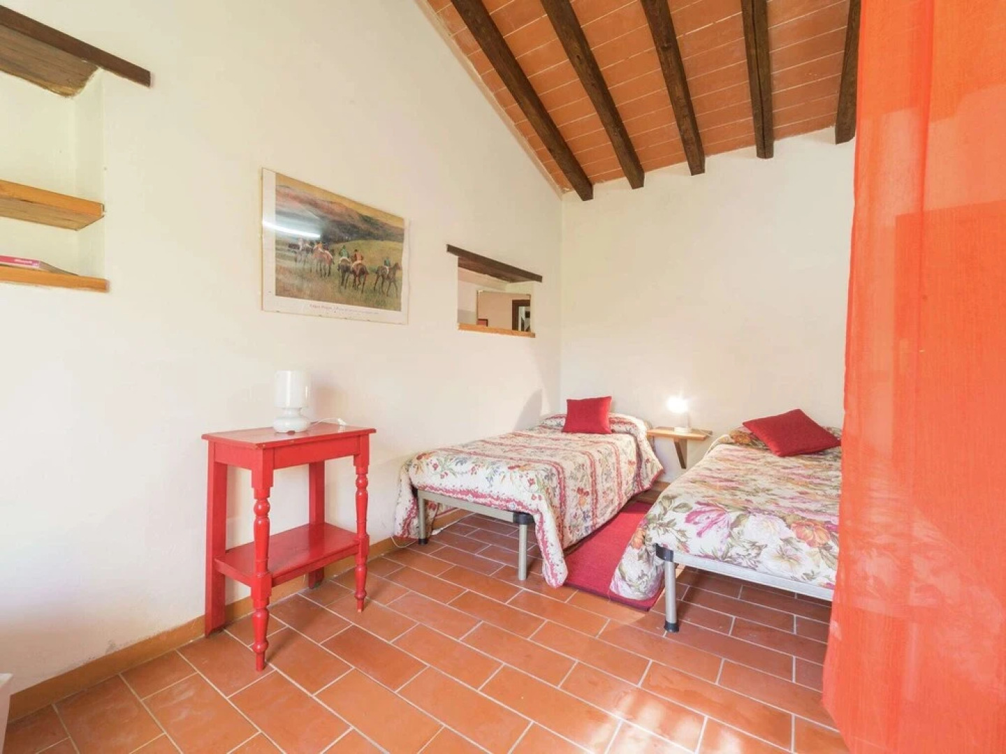 Quaint Holiday Home in San Marcello Pistoiese with Pool