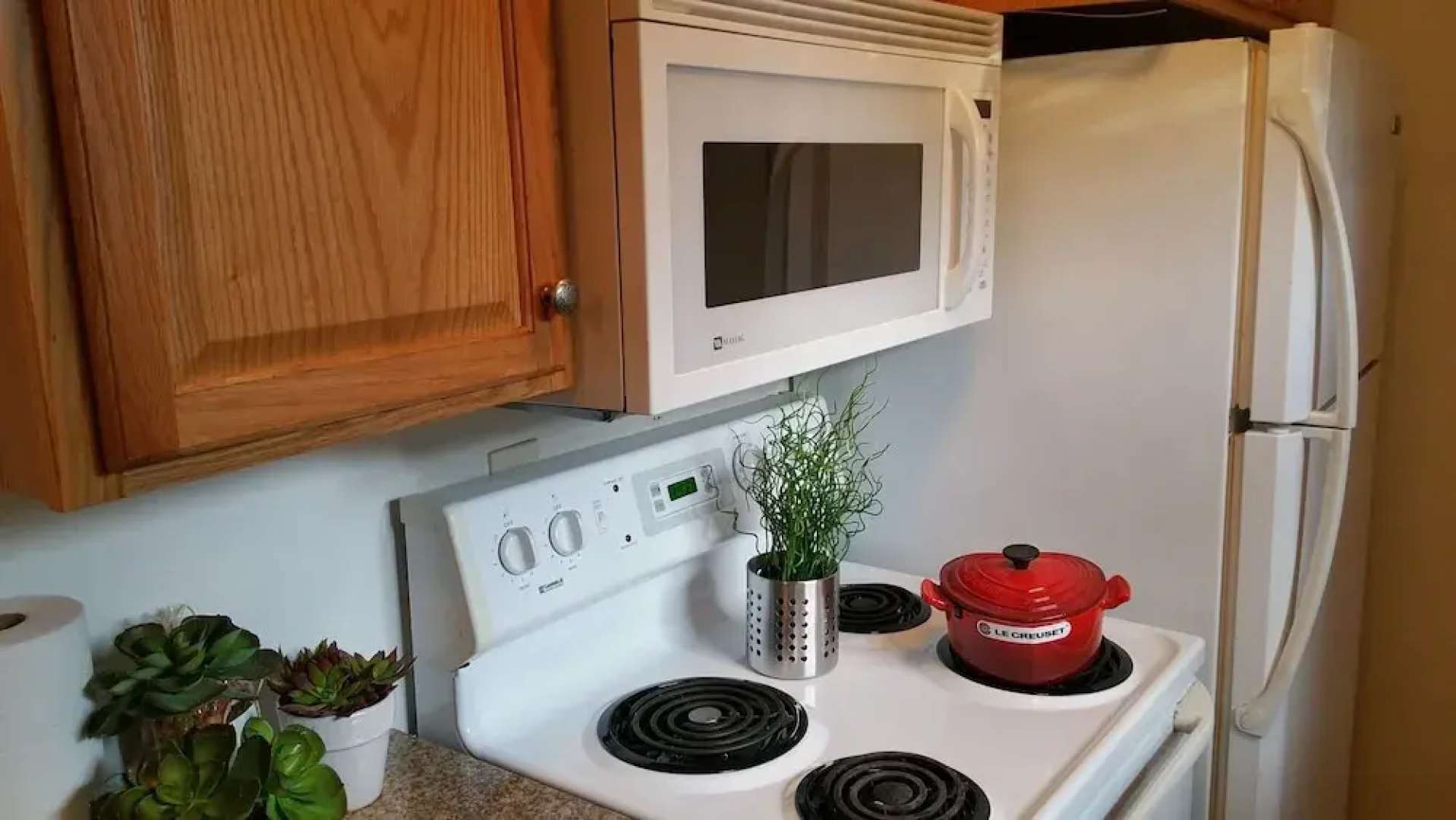 Cute Smarthouse Granite Close to Lake 1