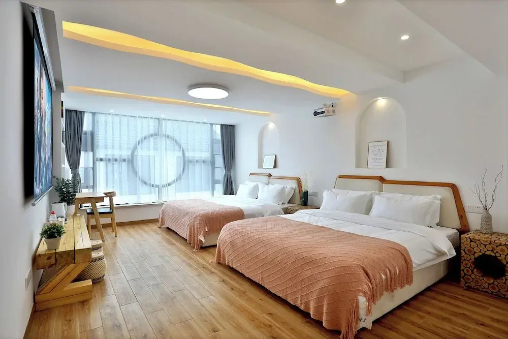 Shanghai Monegative Time Garden Hotel