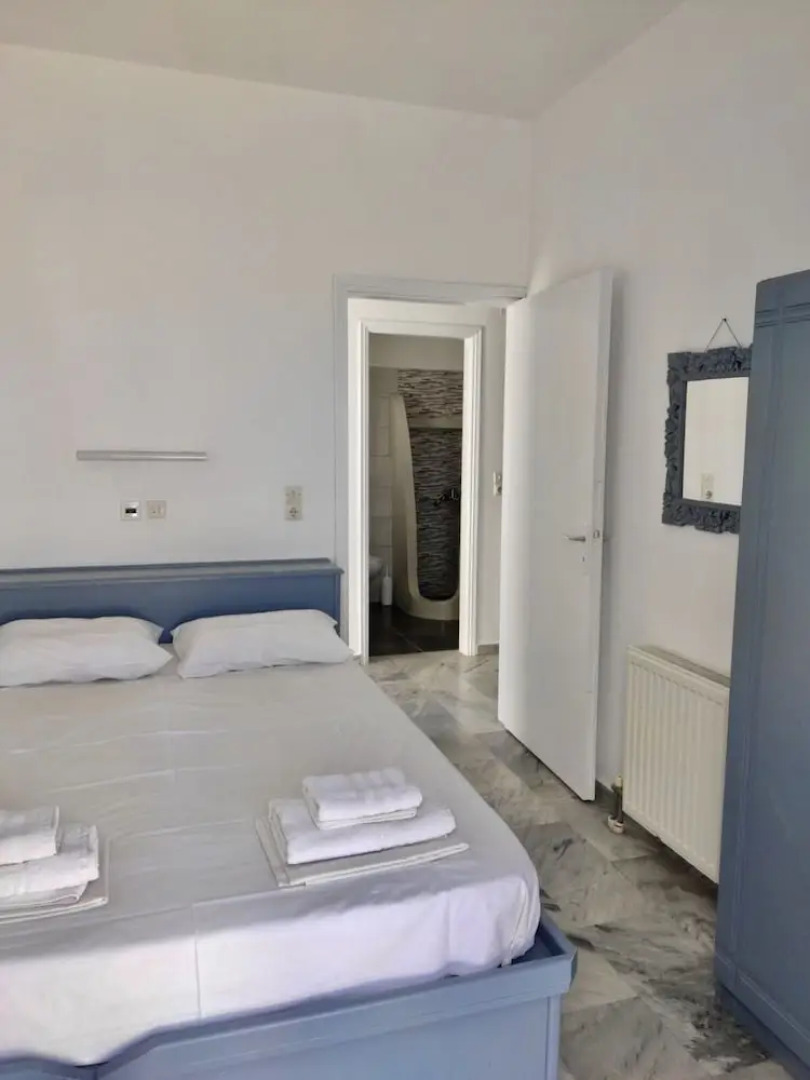 Country House Apartments